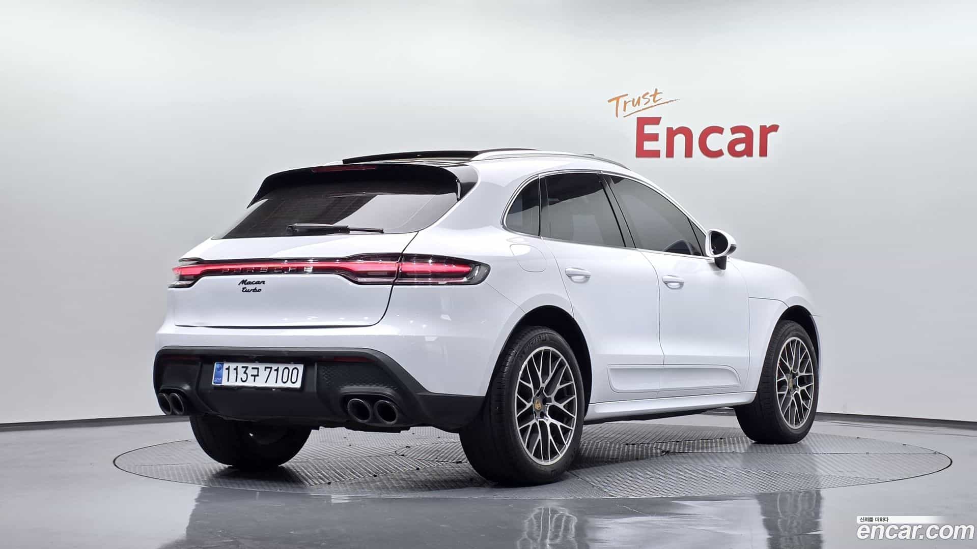 Macan Porsche 2015.3-OUTER-002