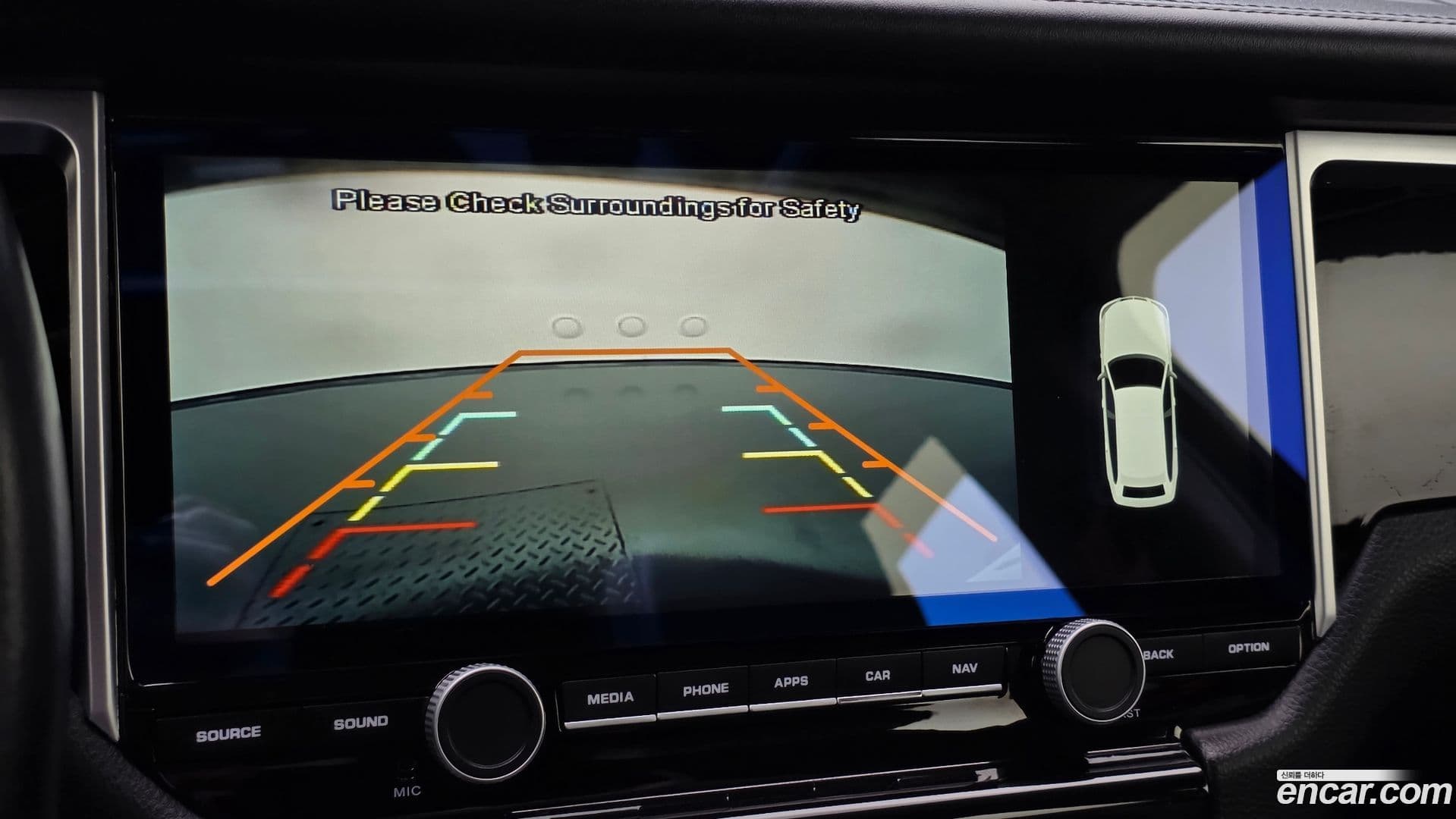 Main__Slider__Photo:Macan Porsche 2015.3-14