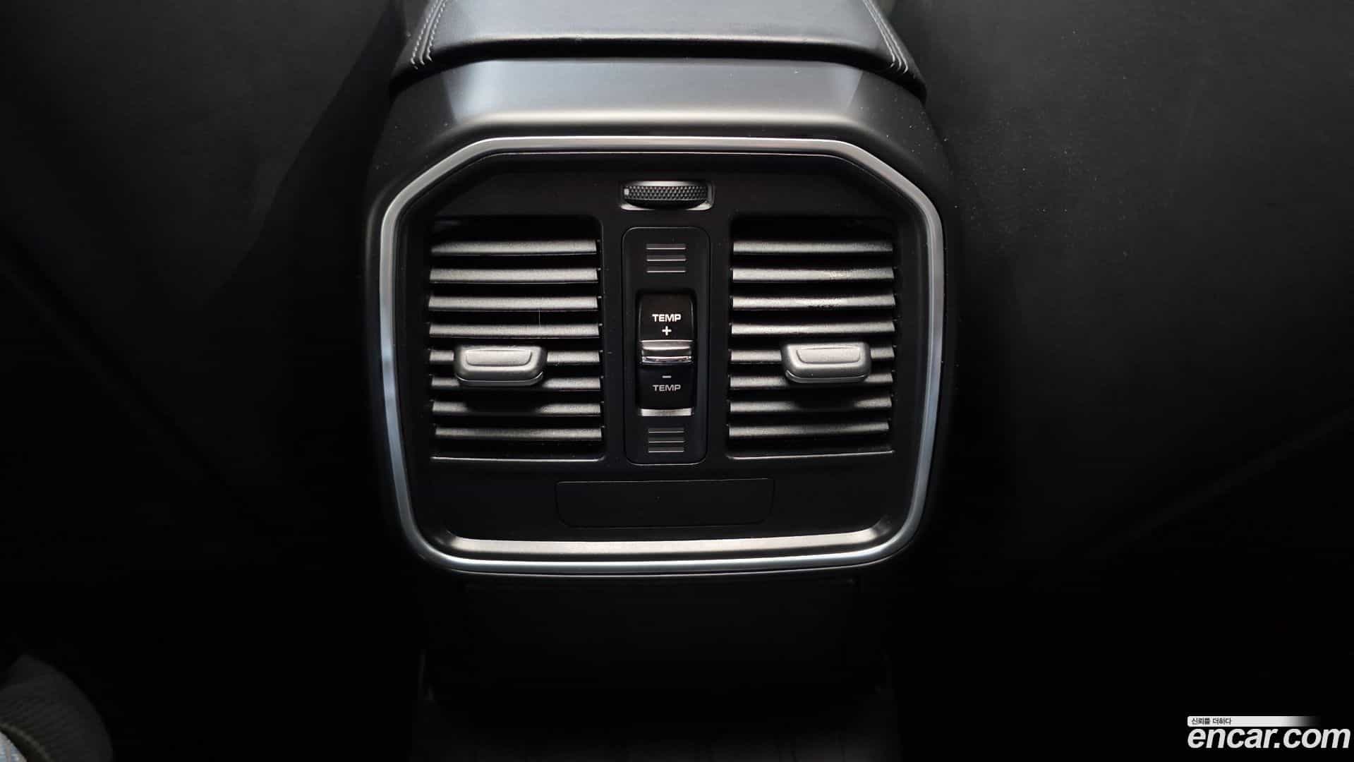 Macan Porsche 2015.3-OPTION-041