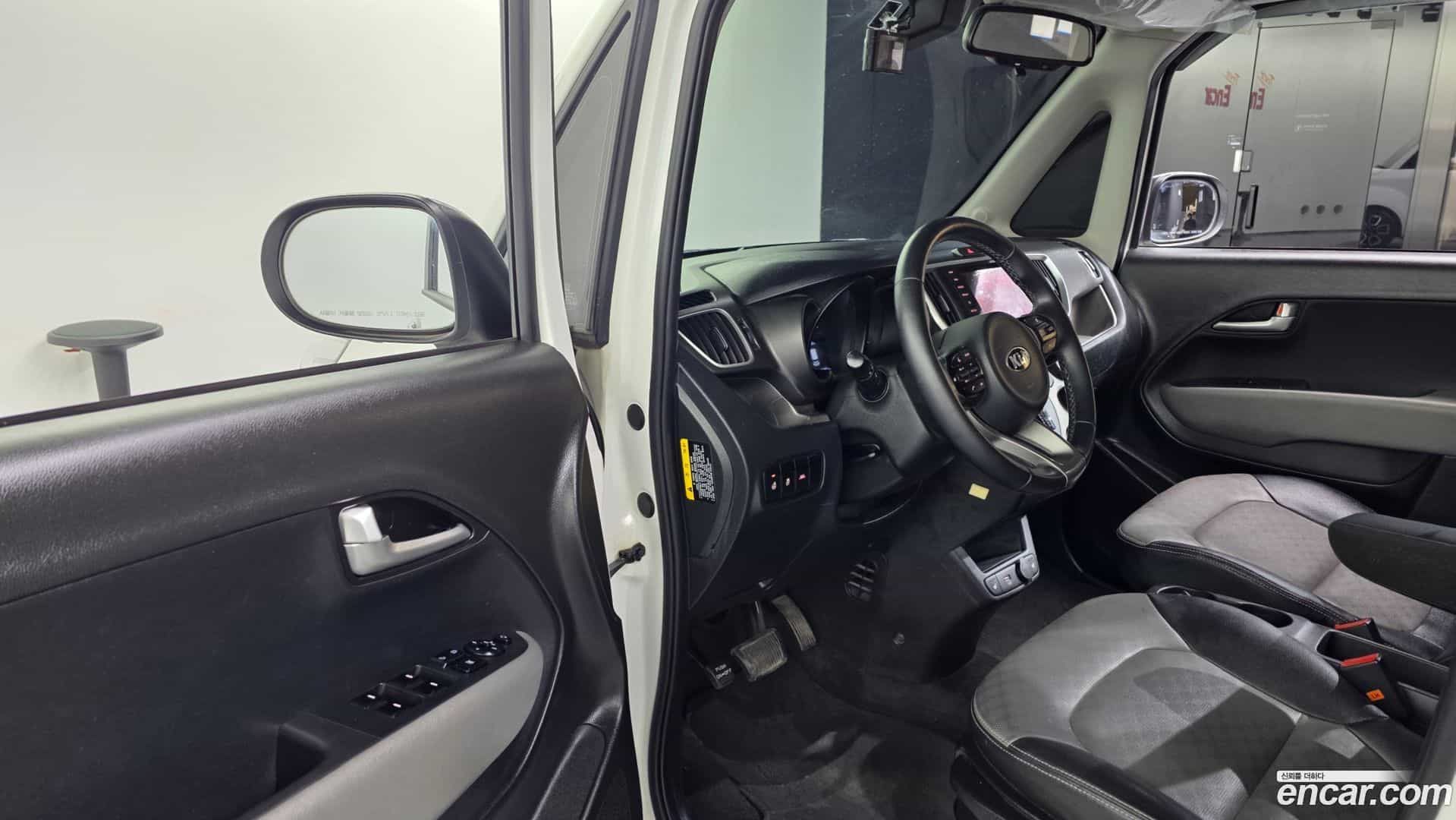 RAY Kia 2021.1-INNER-010