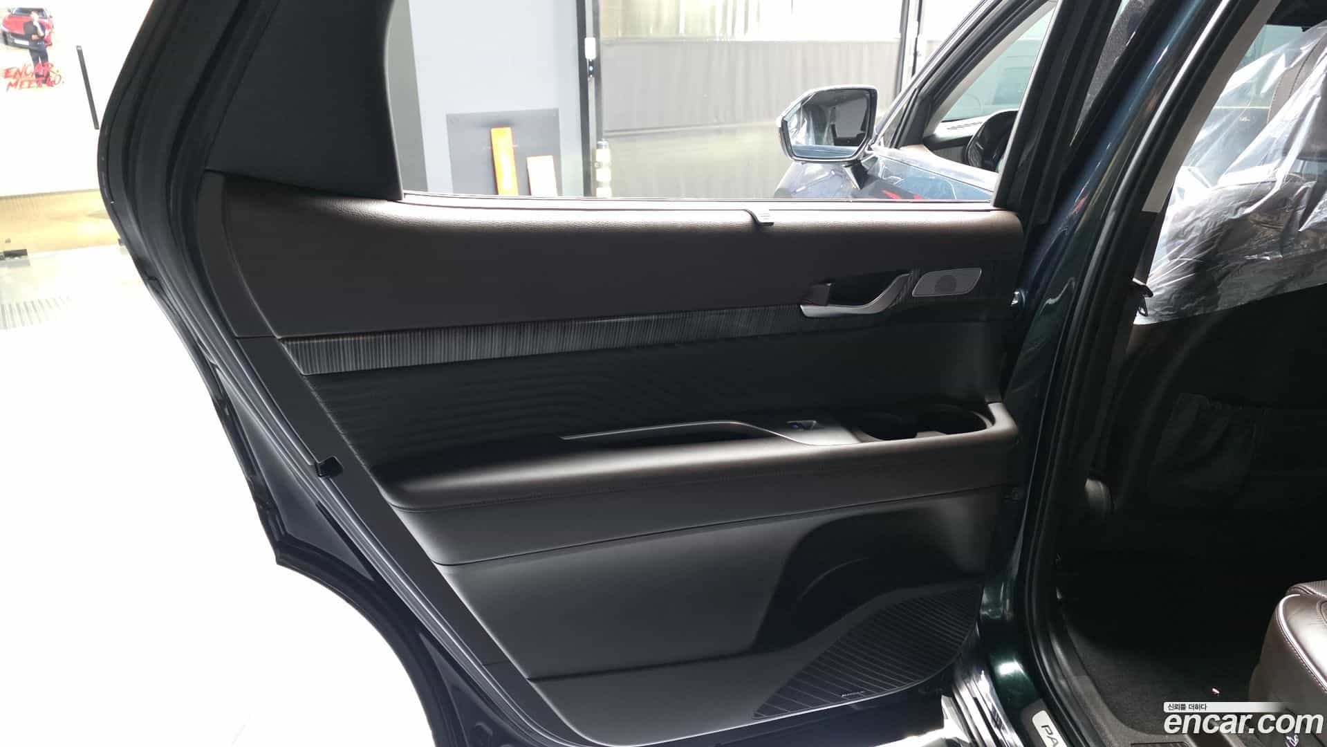 Palisade Hyundai 2023.1-INNER-035