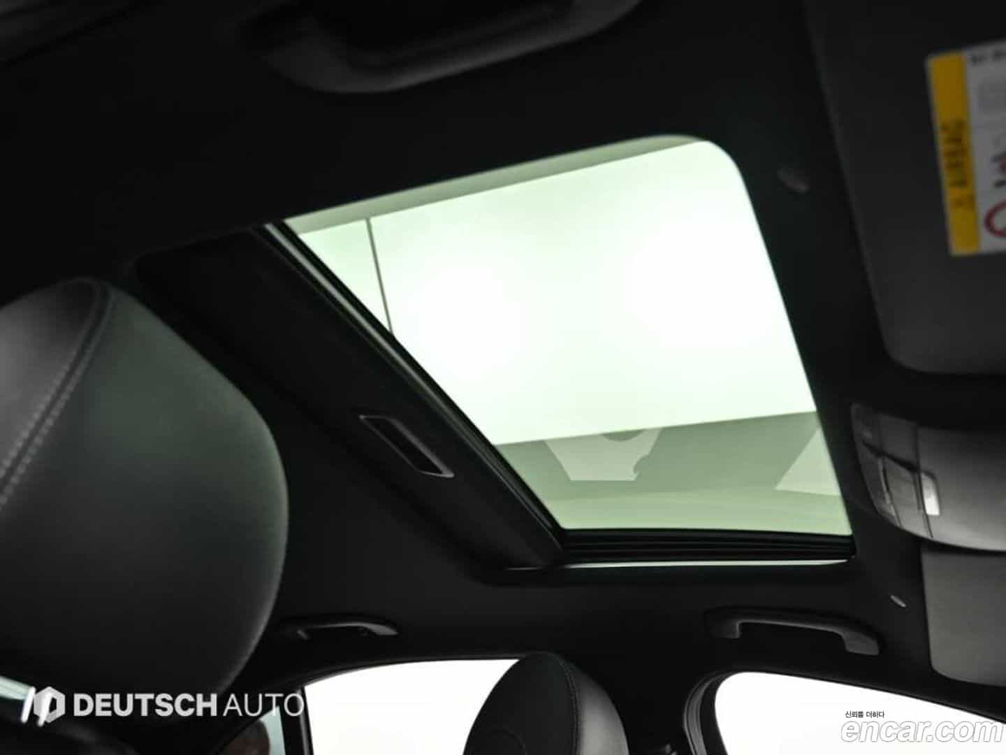 E-Class Mercedes-Benz 2020.10-OPTION-022