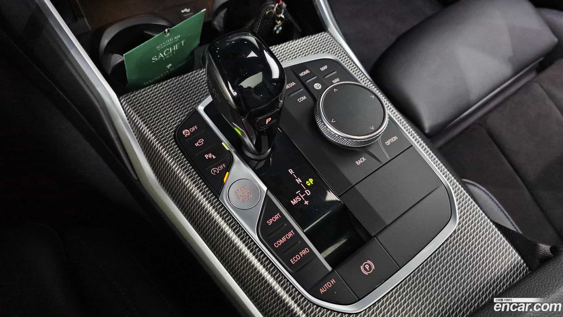 3-Series BMW 2020.3-INNER-009