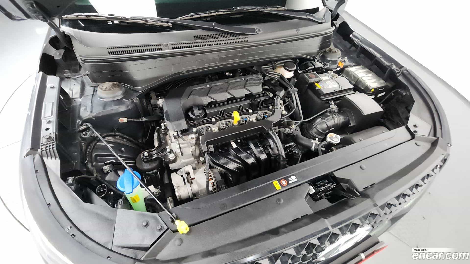 Venue Hyundai 2019.7-OUTER-006