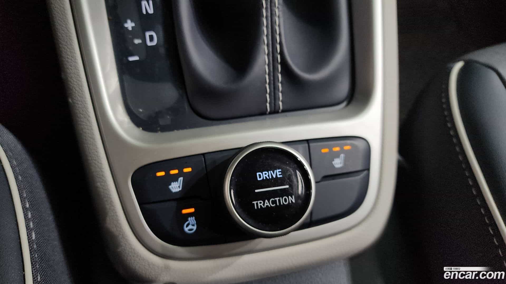 Venue Hyundai 2019.7-OPTION-015