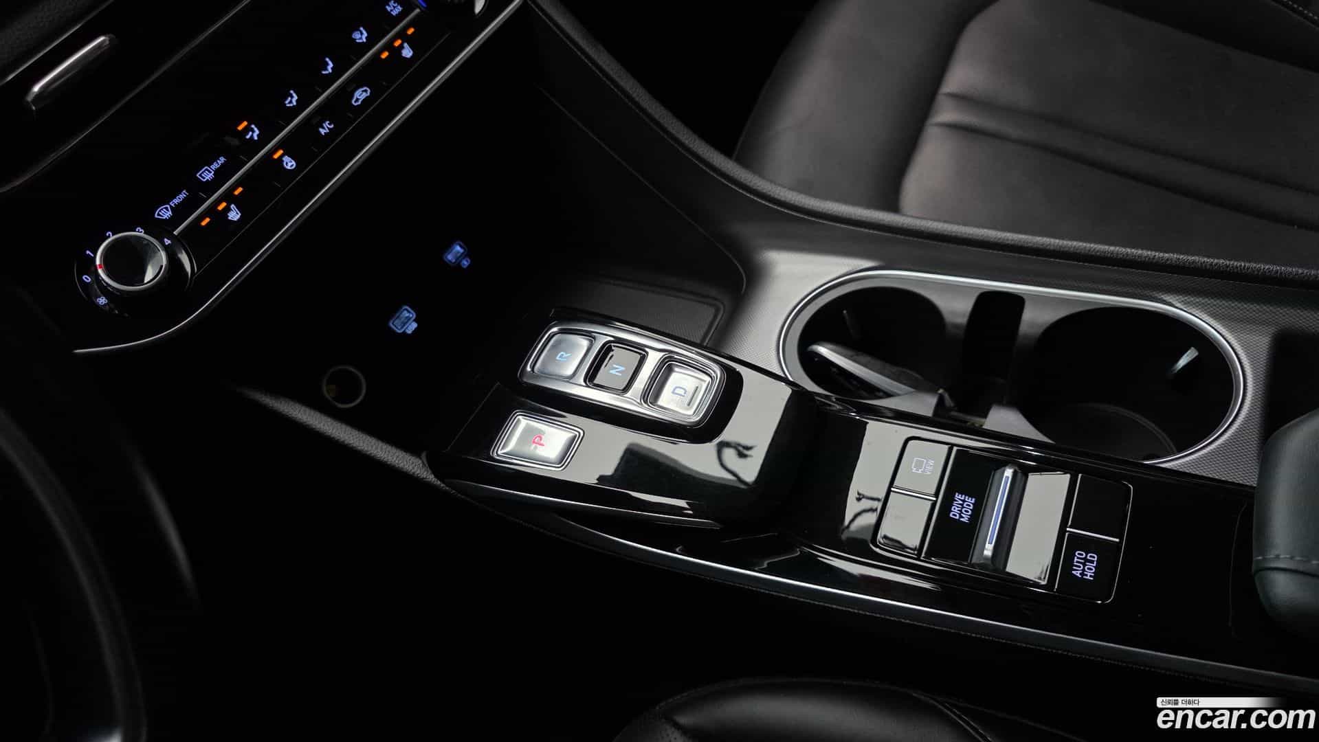 Sonata Hyundai 2020.2-INNER-009