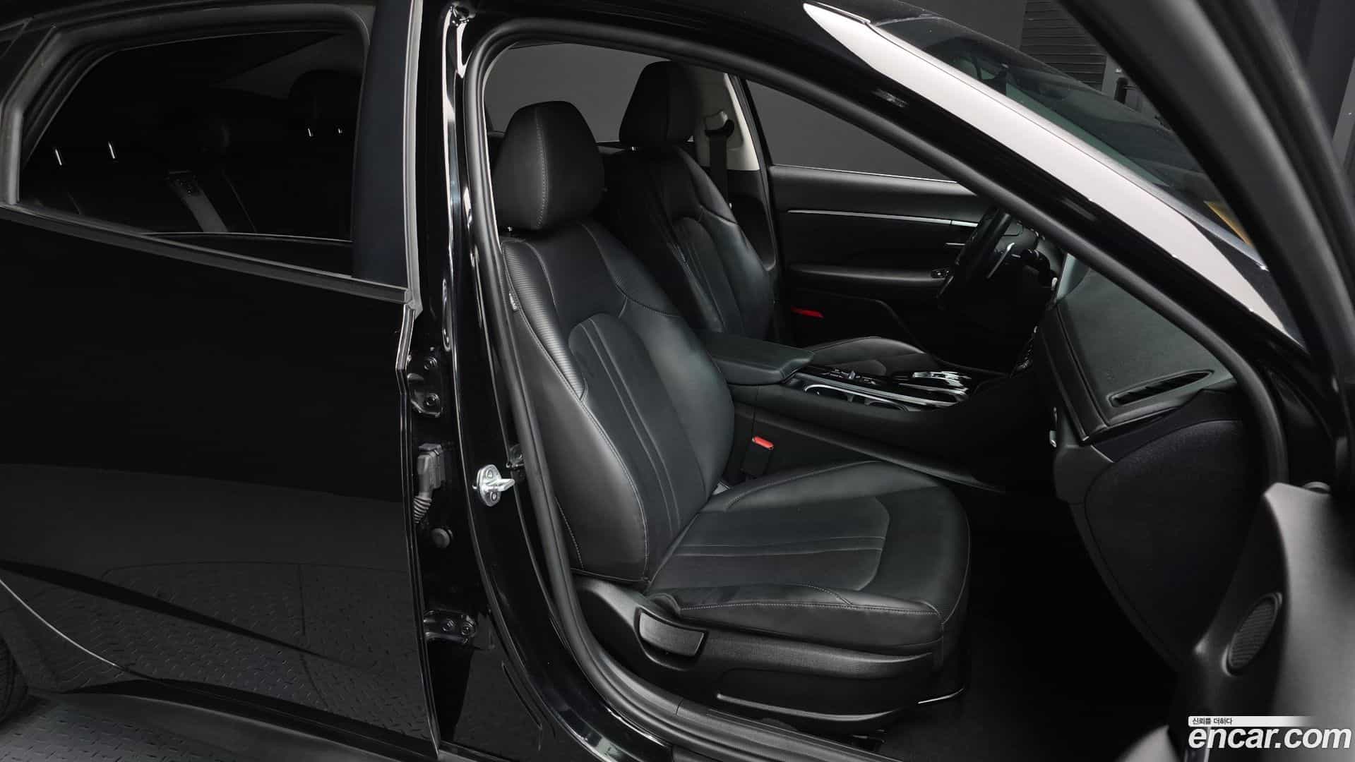 Sonata Hyundai 2020.2-INNER-036