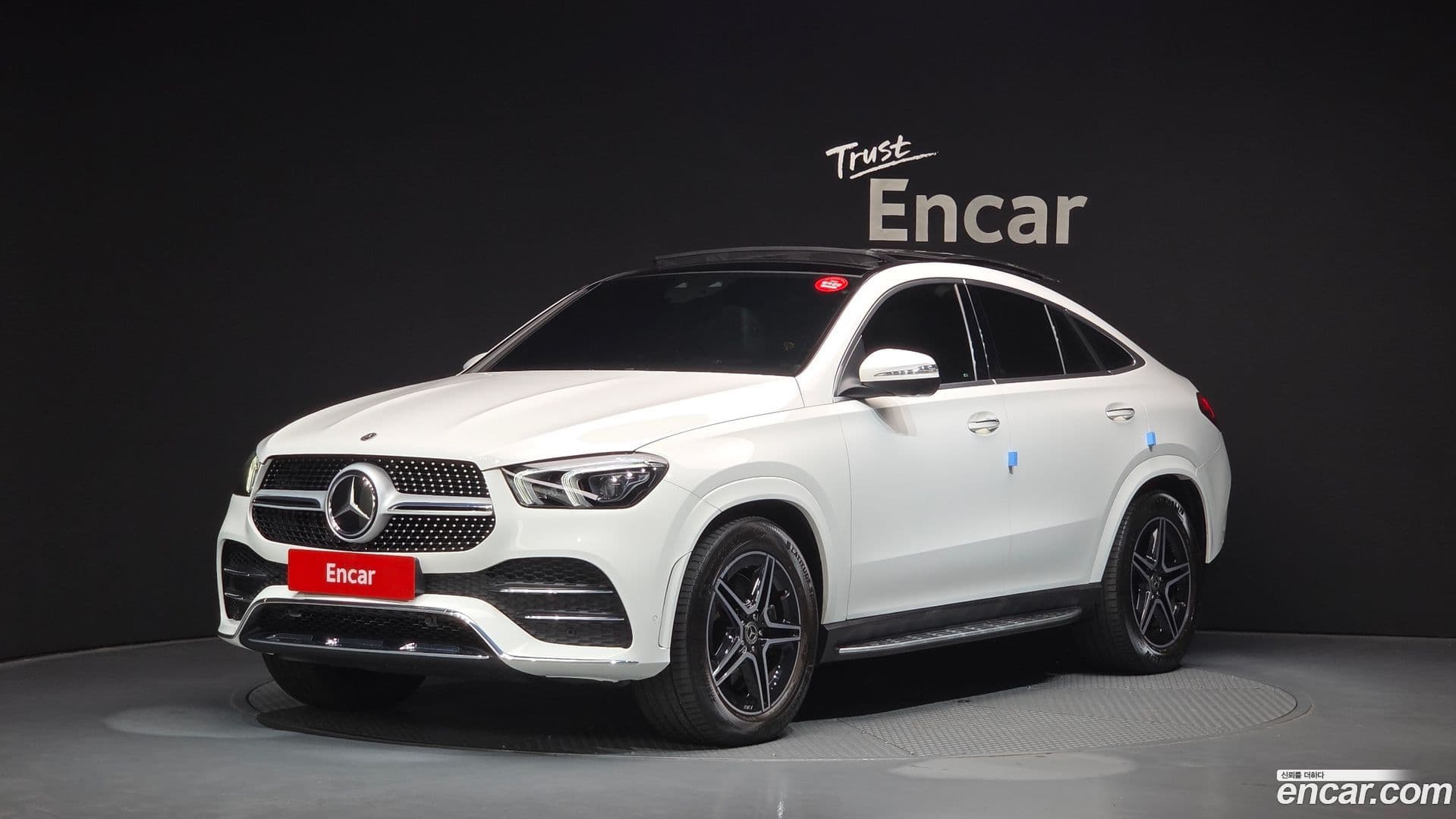 Main__Slider__Photo:GLE-Class Mercedes-Benz 2021.3-0