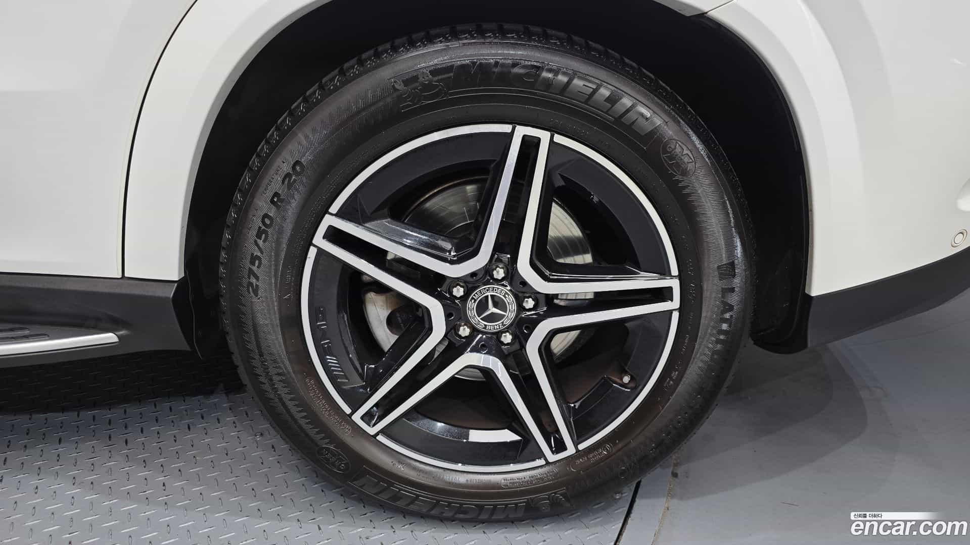 GLE-Class Mercedes-Benz 2021.3-OUTER-031