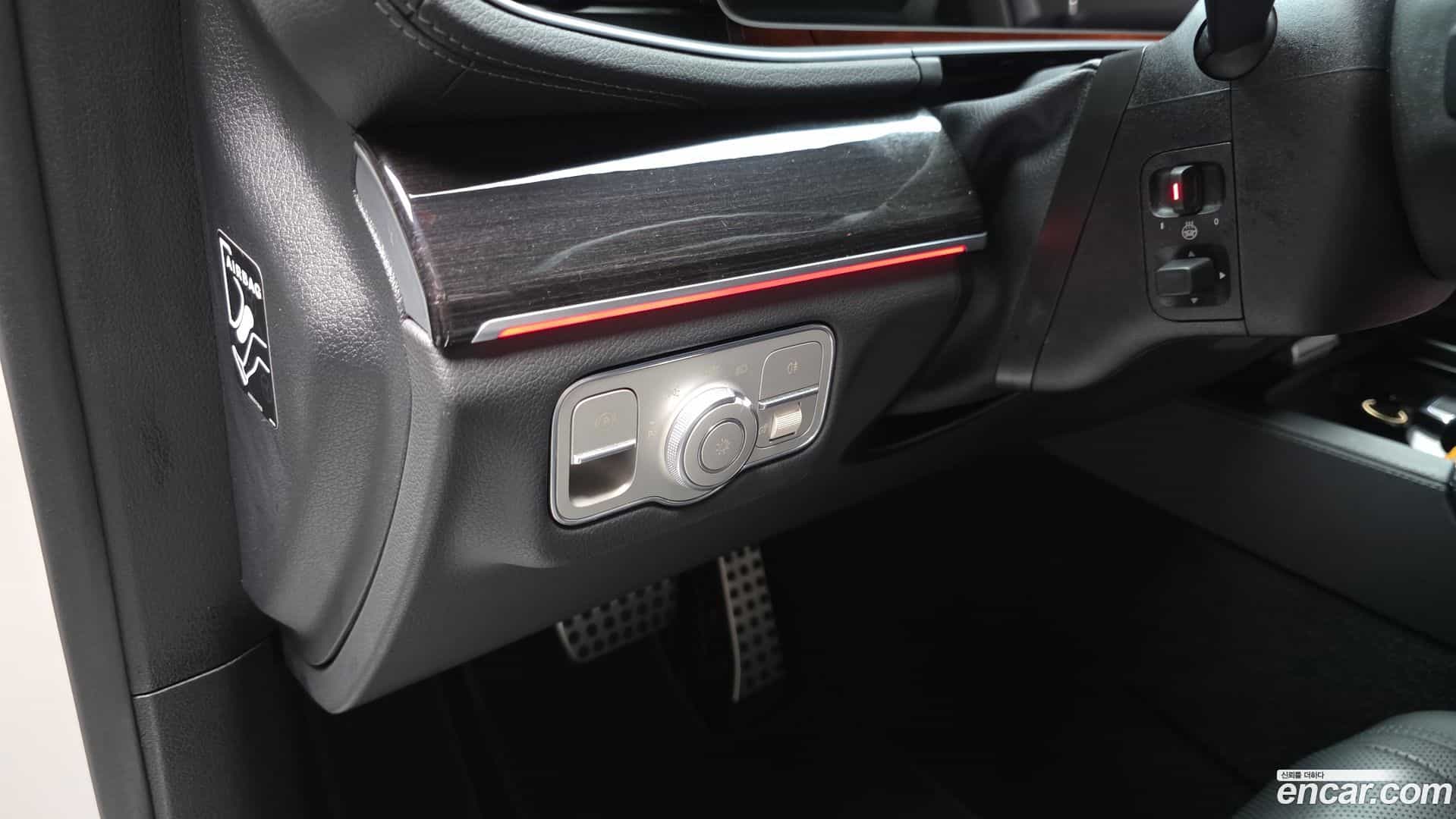 GLE-Class Mercedes-Benz 2021.3-OPTION-041