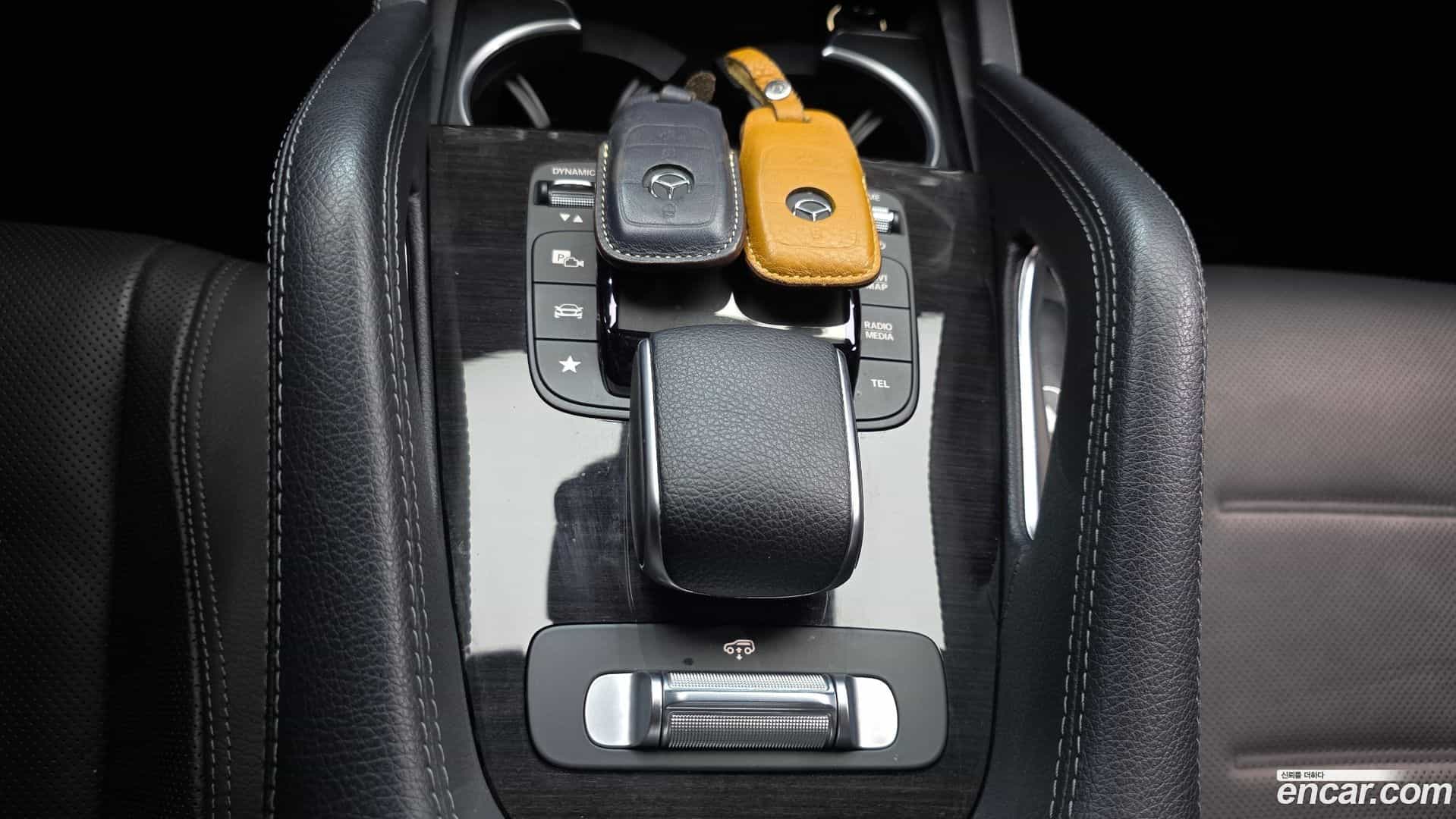 GLE-Class Mercedes-Benz 2021.3-OPTION-045