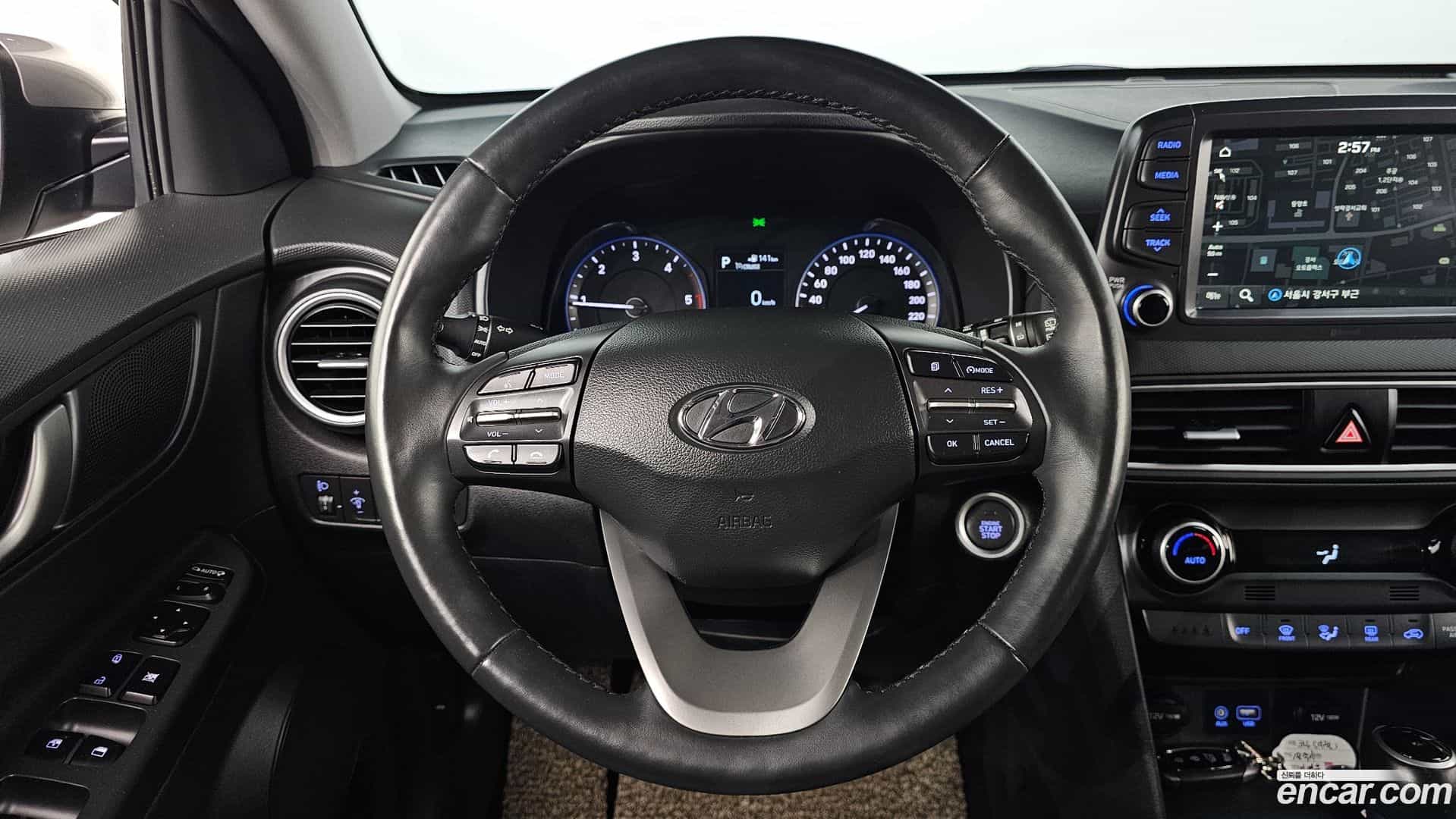Kona Hyundai 2017.7-OPTION-017