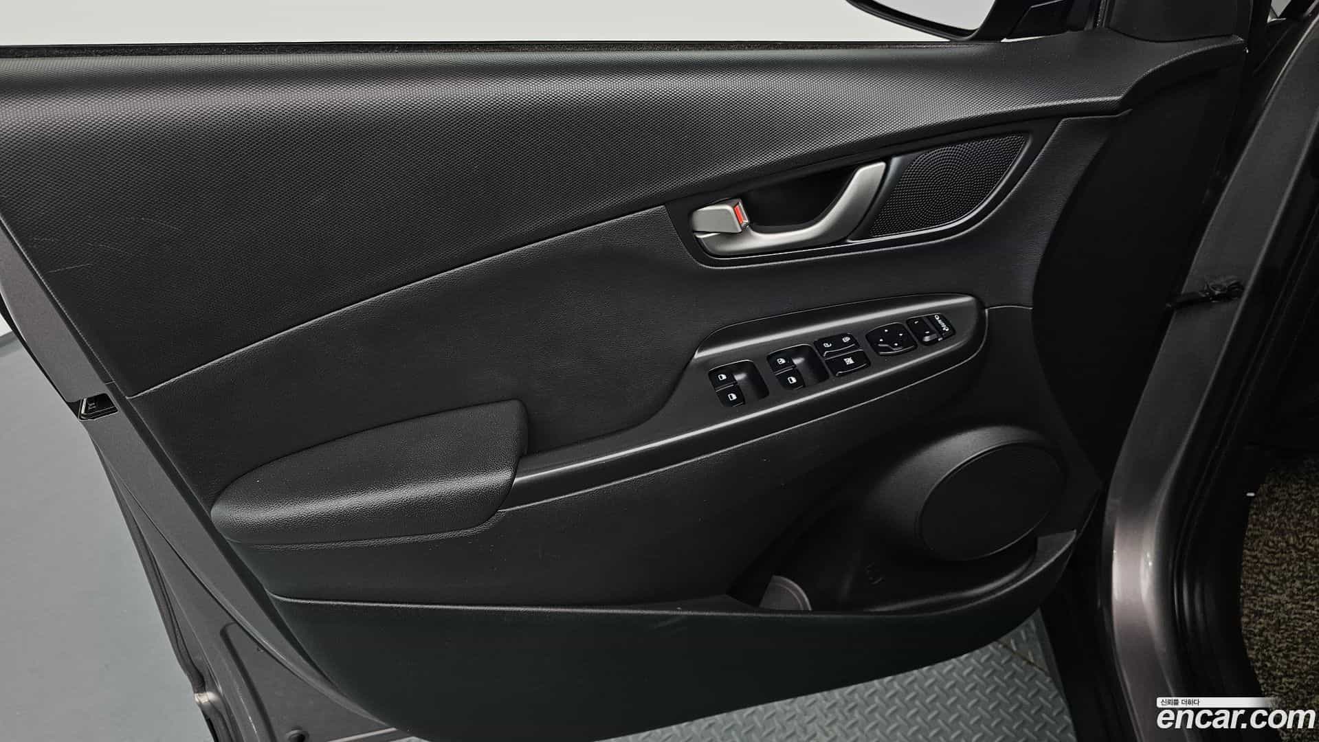 Kona Hyundai 2017.7-INNER-034