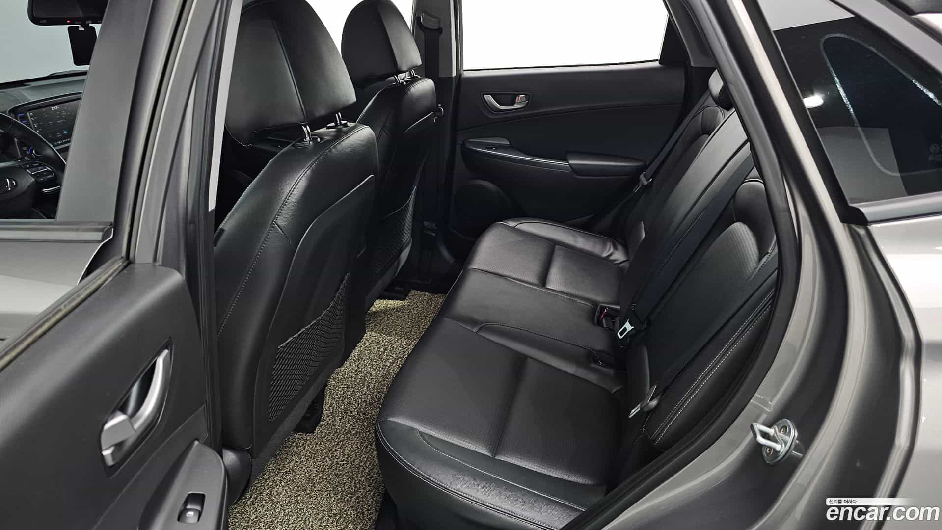 Kona Hyundai 2017.7-INNER-036