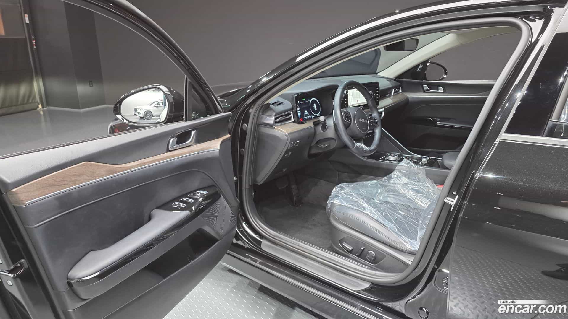K5 Kia 2023.3-INNER-010