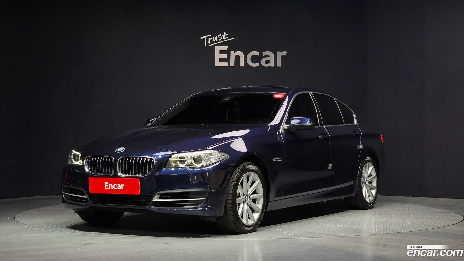 Main__Slider__Photo:5-Series BMW 2014.3-0