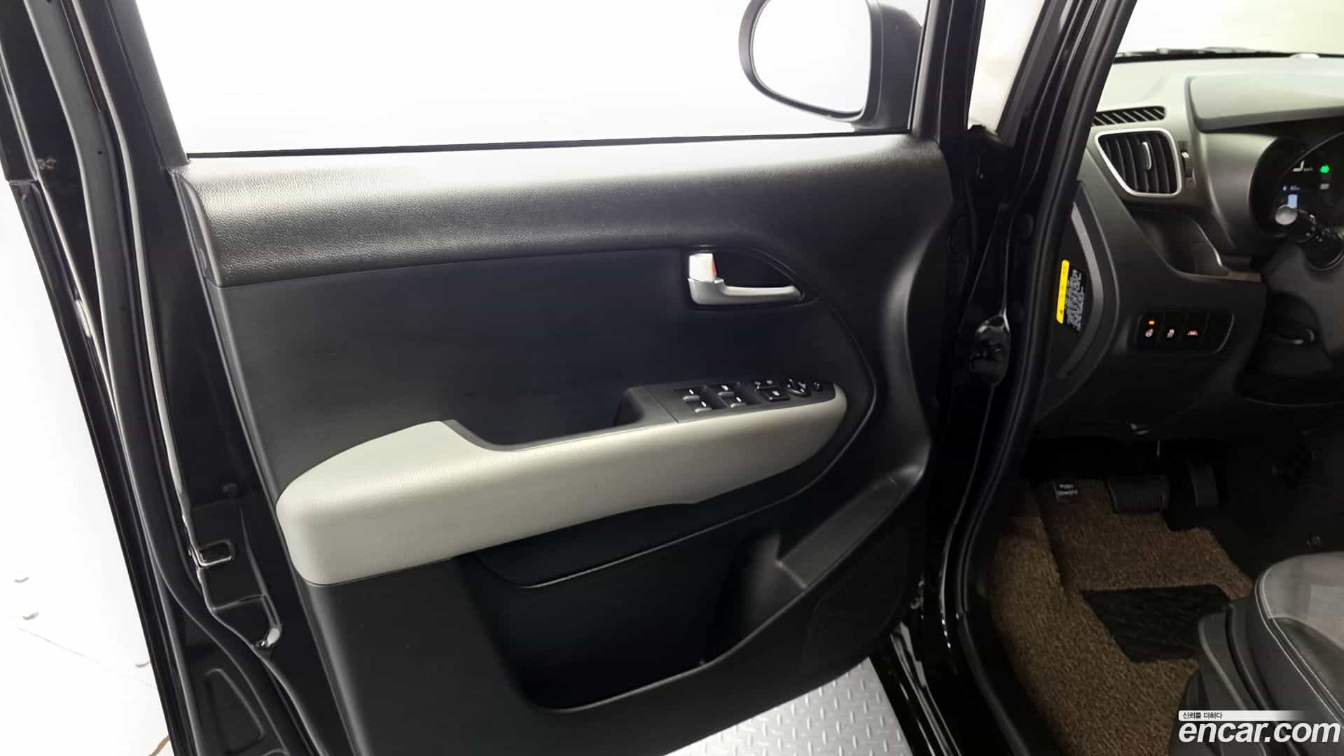 RAY Kia 2022.4-INNER-034