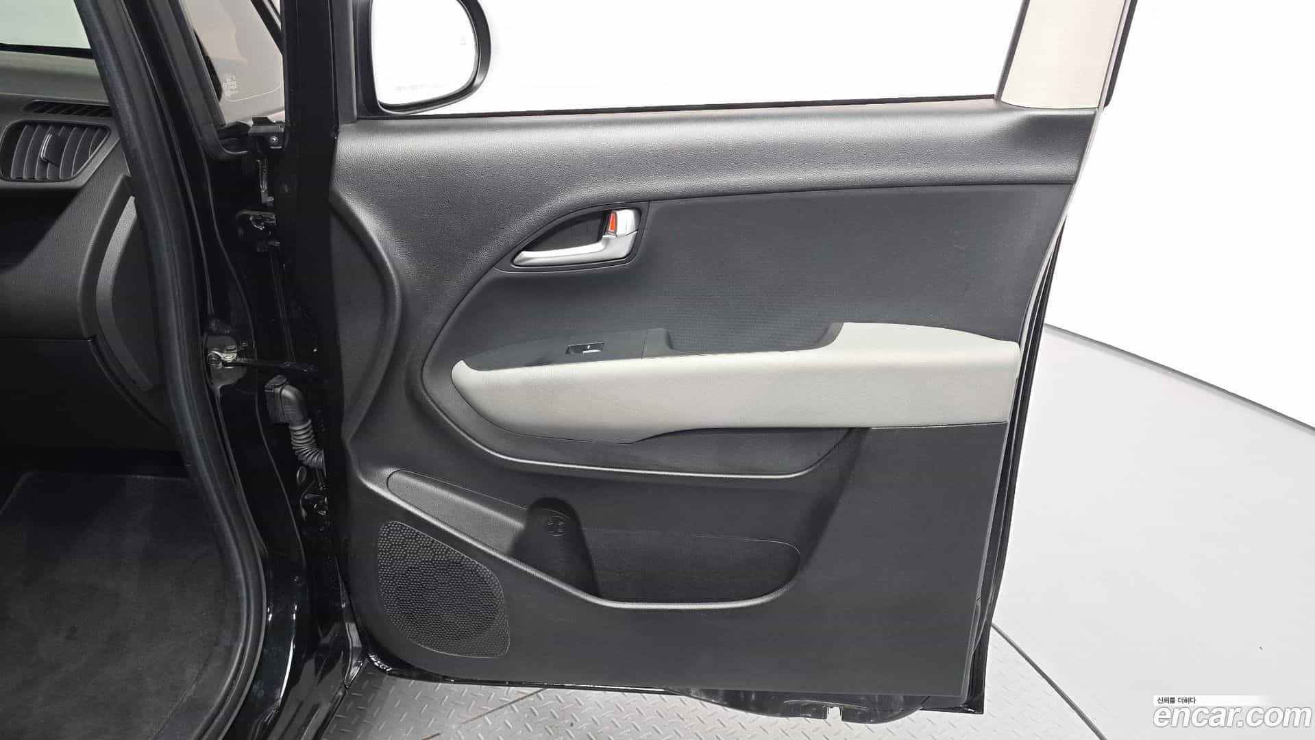 RAY Kia 2022.11-INNER-034