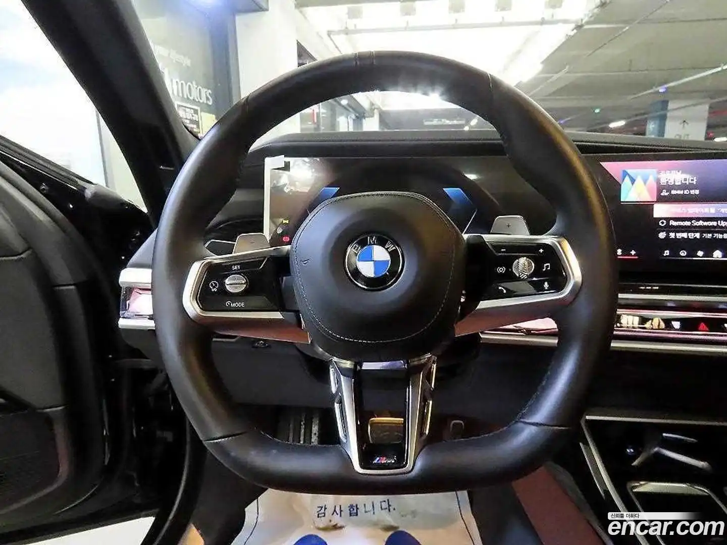 7-Series BMW 2024.10-INNER-008