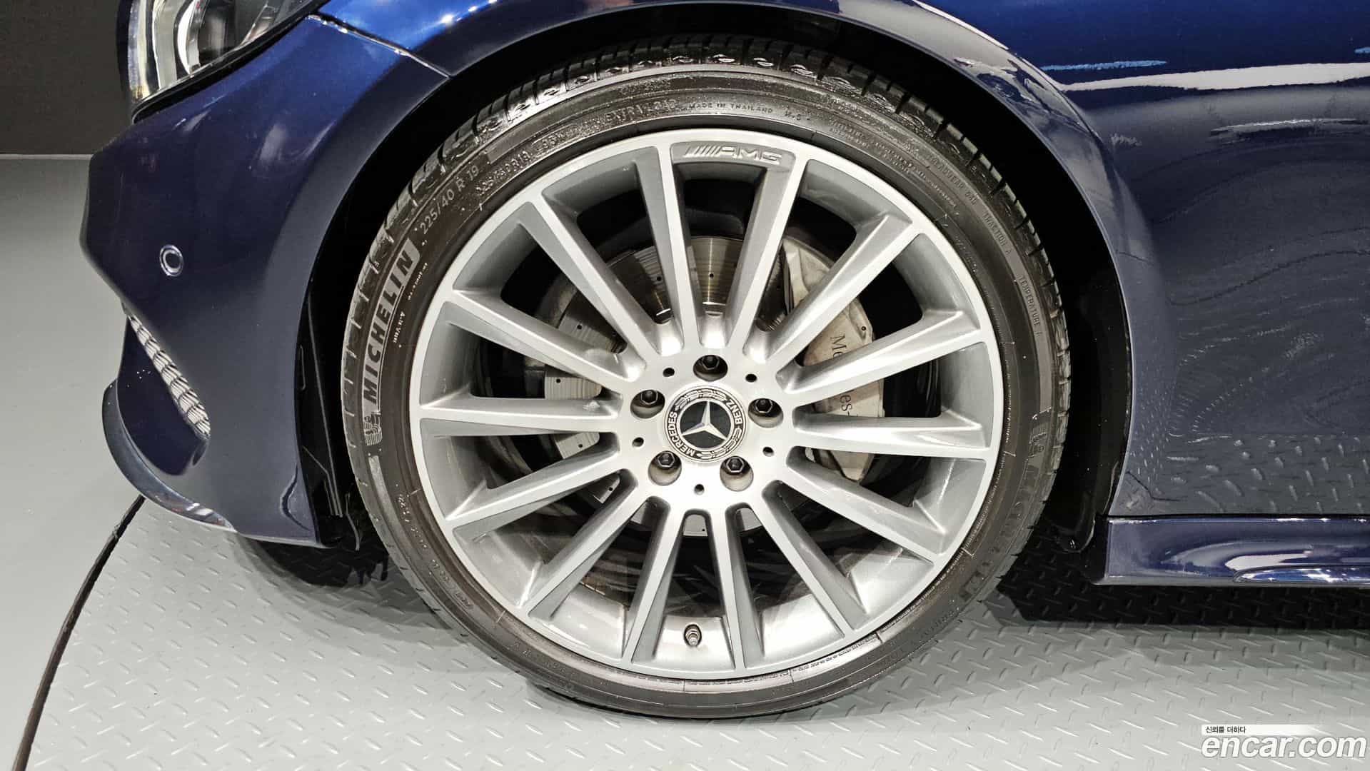 C-Class Mercedes-Benz 2017.5-OUTER-005