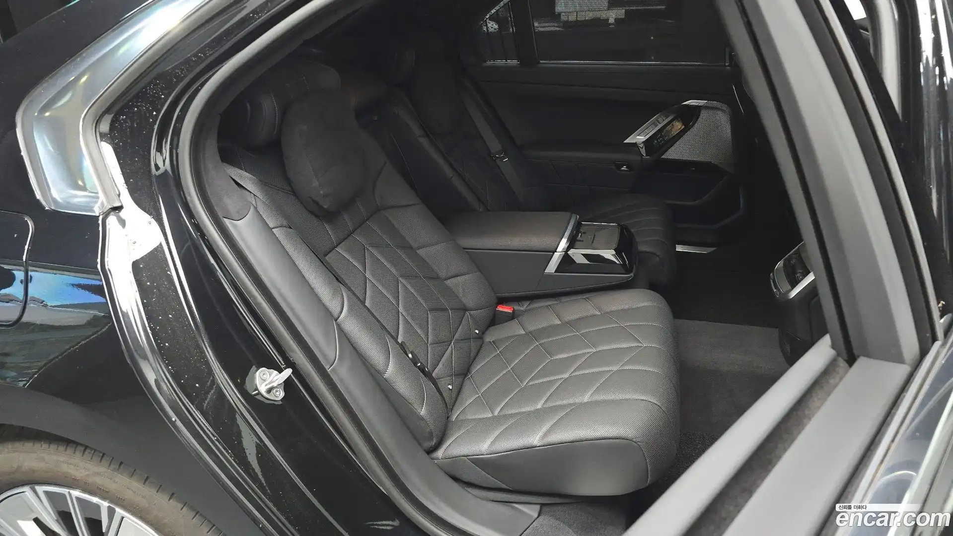 7-Series BMW 2023.3-OPTION-015