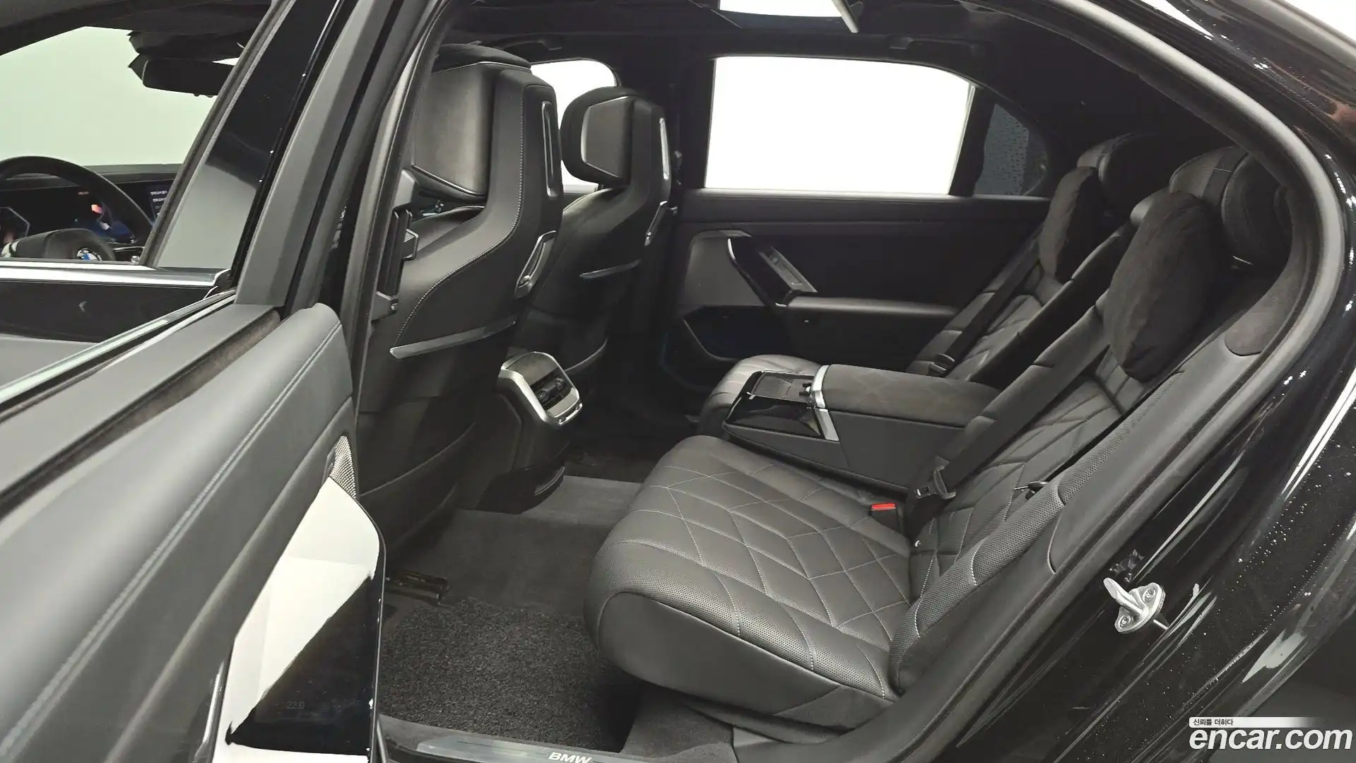 7-Series BMW 2023.3-OPTION-016
