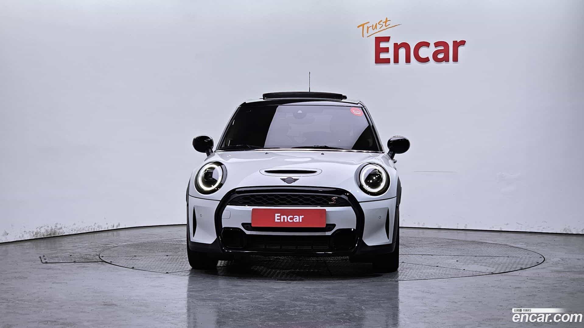 Cooper Mini 2023.9-OUTER-003