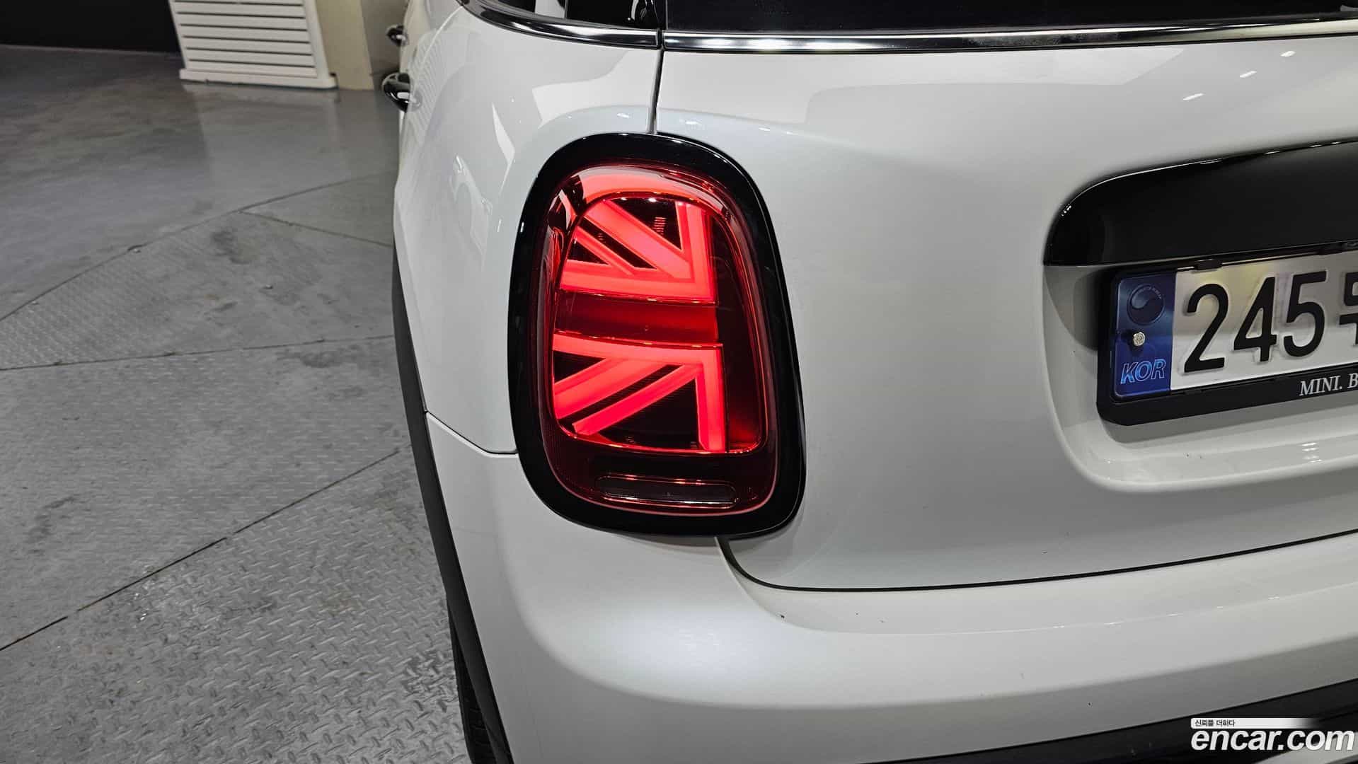 Cooper Mini 2023.9-OUTER-033