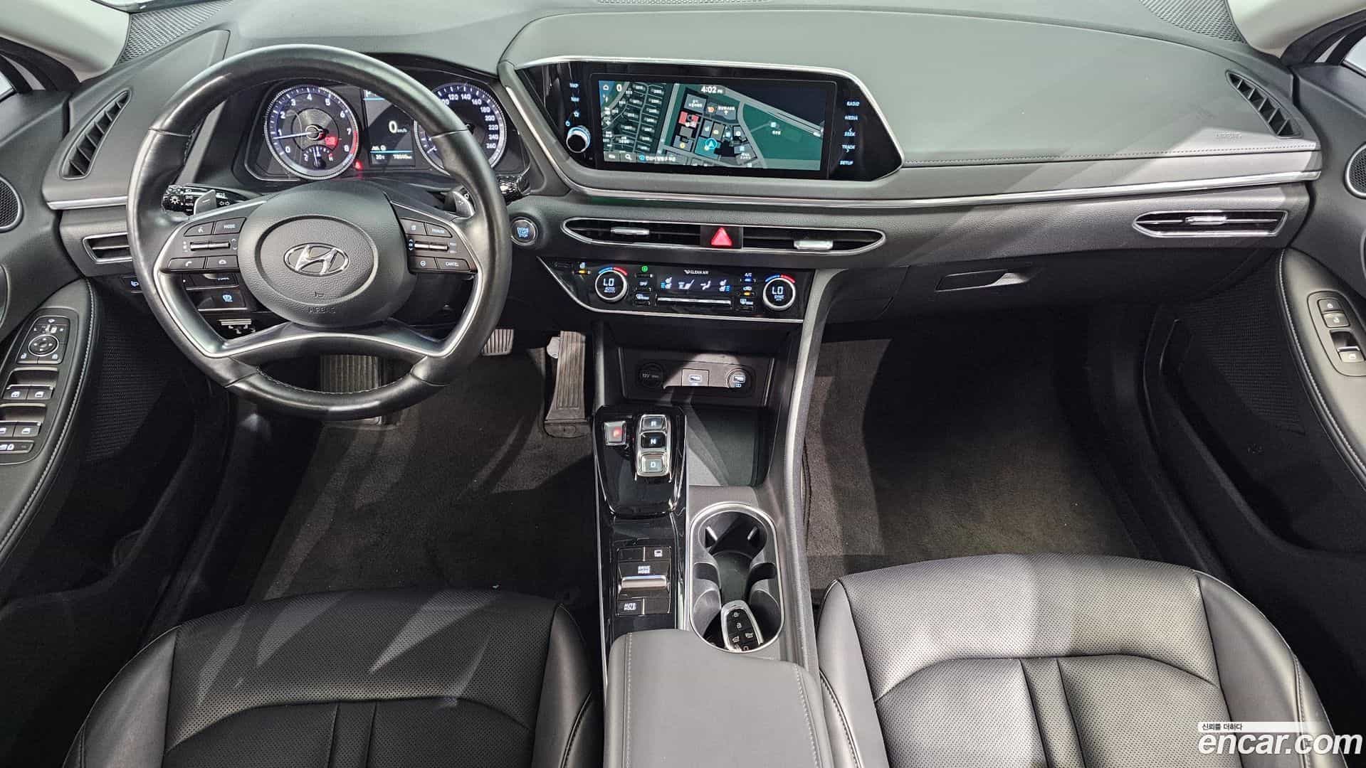Sonata Hyundai 2022.1-INNER-007