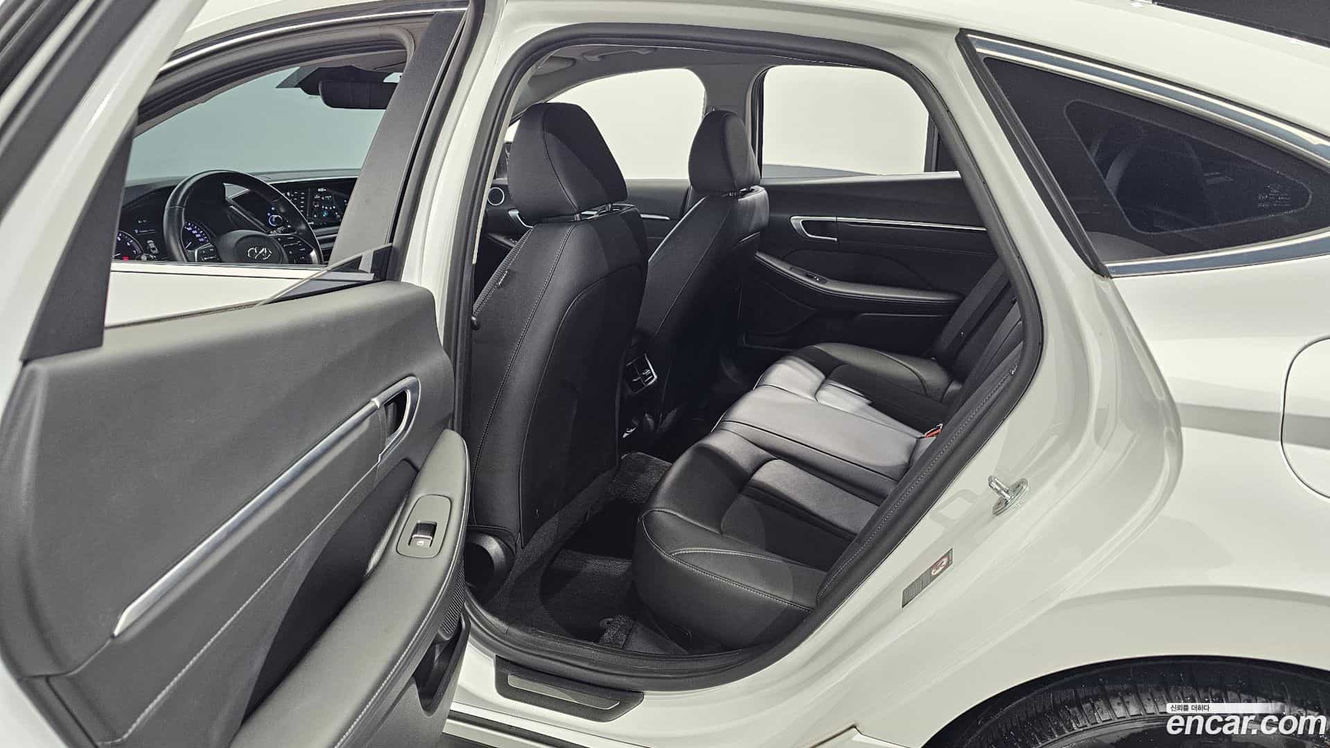 Sonata Hyundai 2022.1-OPTION-015