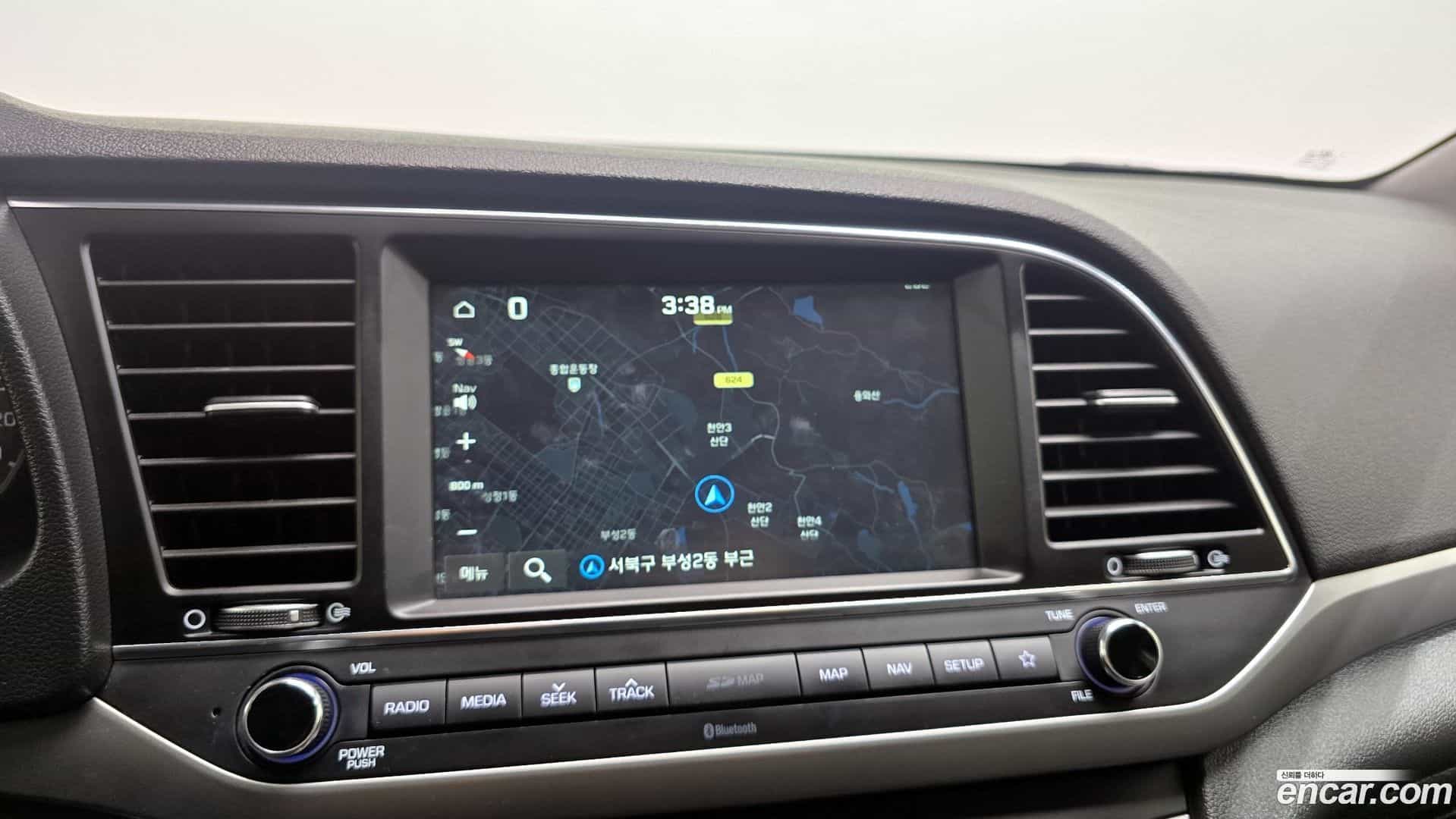 AVANTE Hyundai 2017.6-OPTION-017
