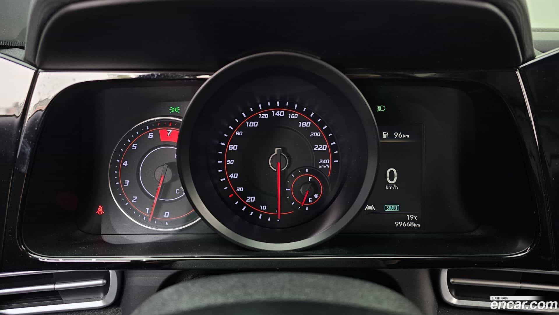 AVANTE Hyundai 2021.11-INNER-008