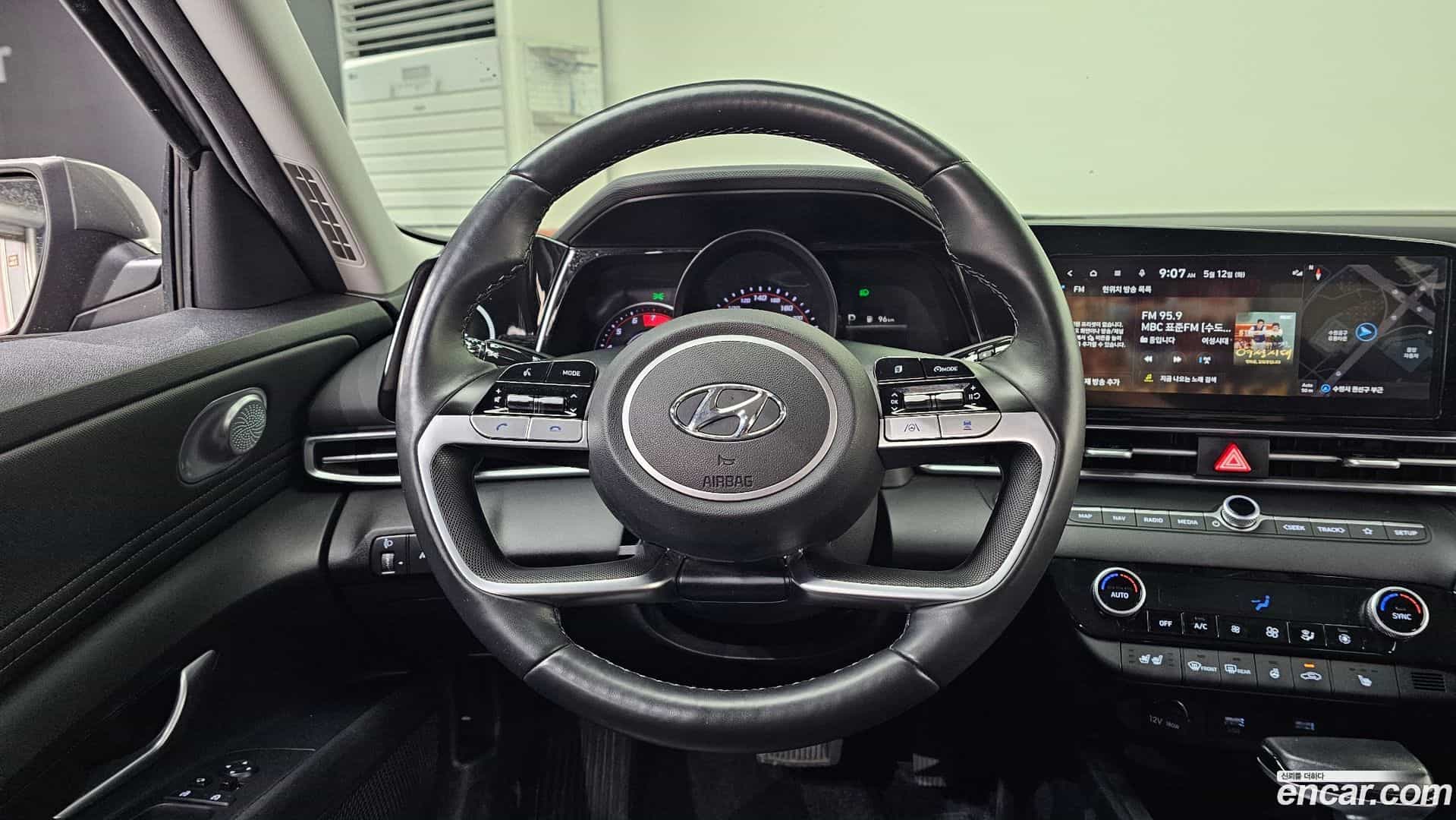 AVANTE Hyundai 2021.11-OPTION-017