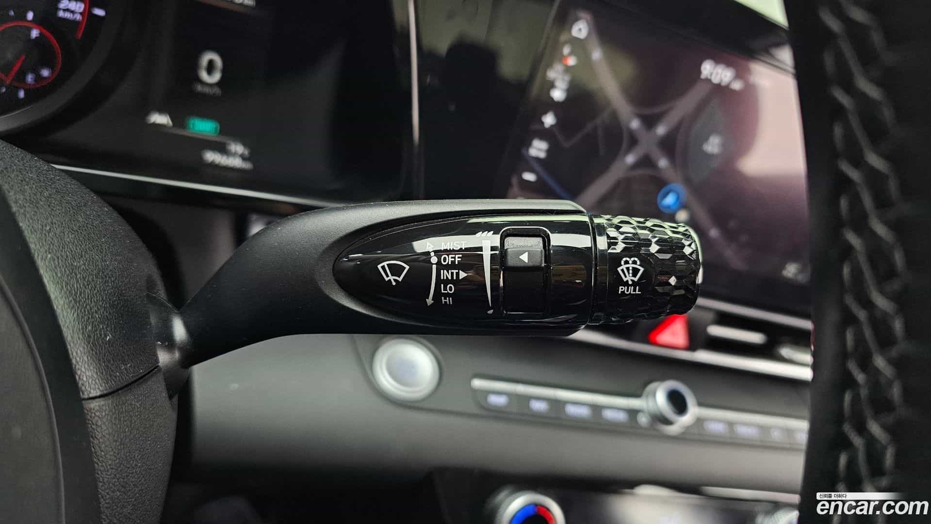 AVANTE Hyundai 2021.11-OPTION-041