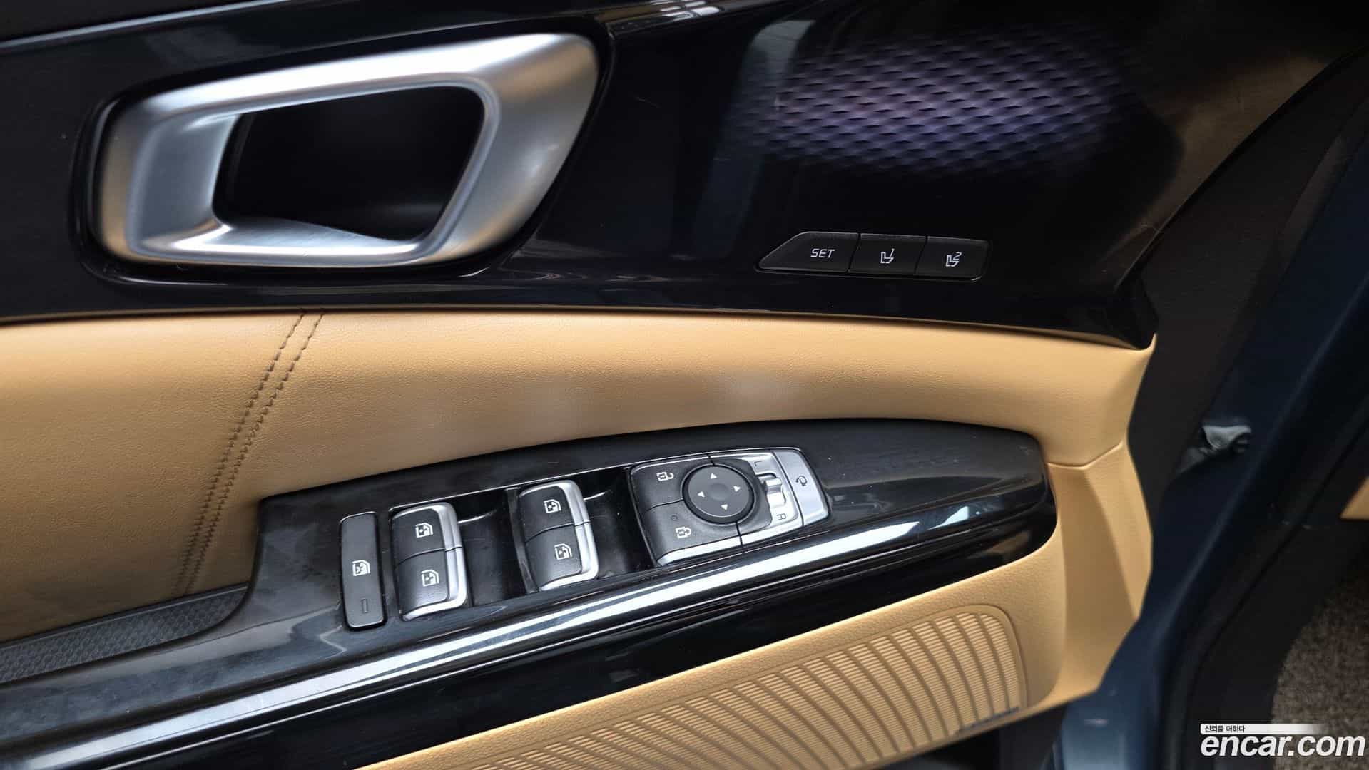 Canival Kia 2020.9-OPTION-043