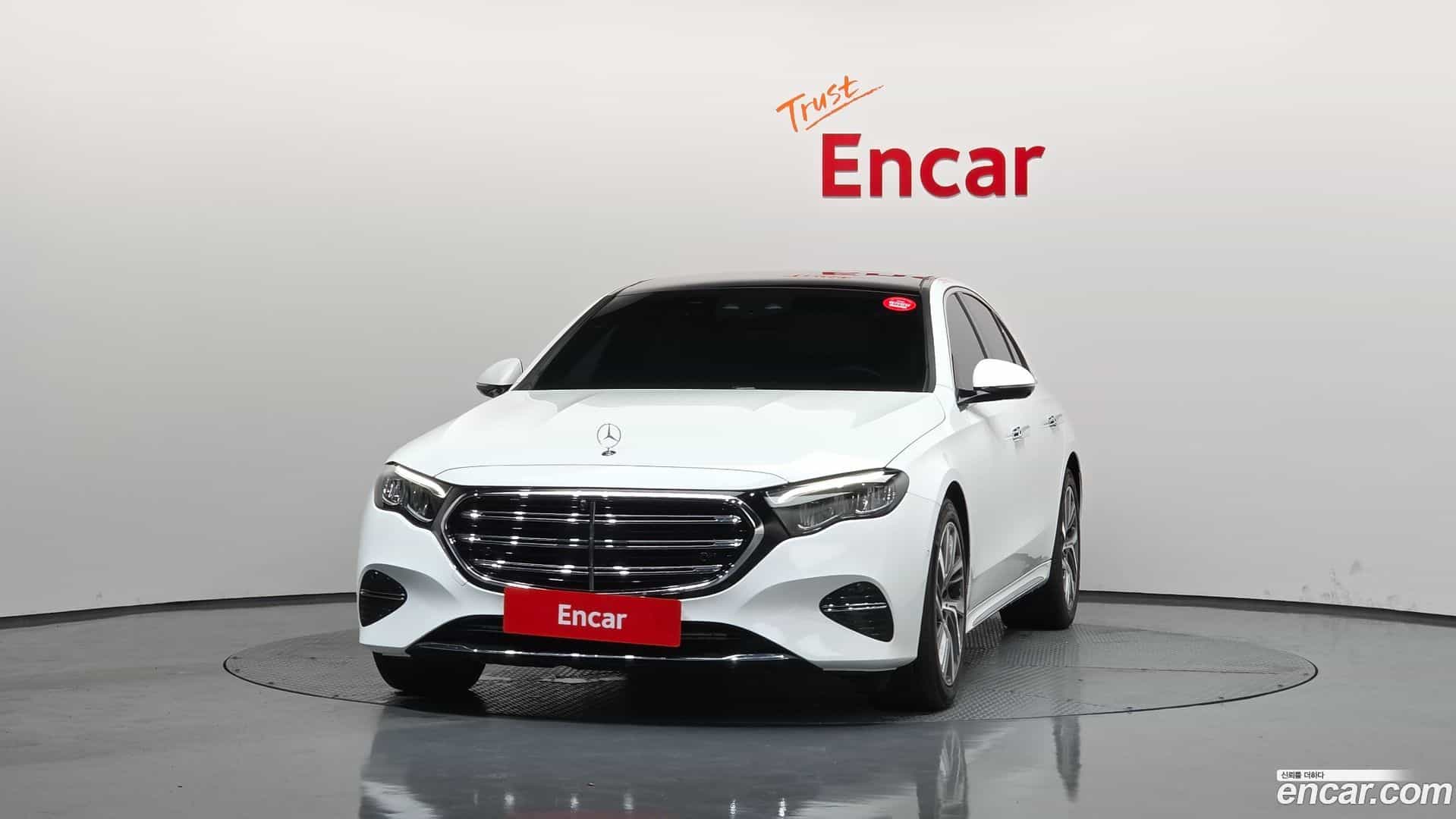E-Class Mercedes-Benz 2024.8-OUTER-003