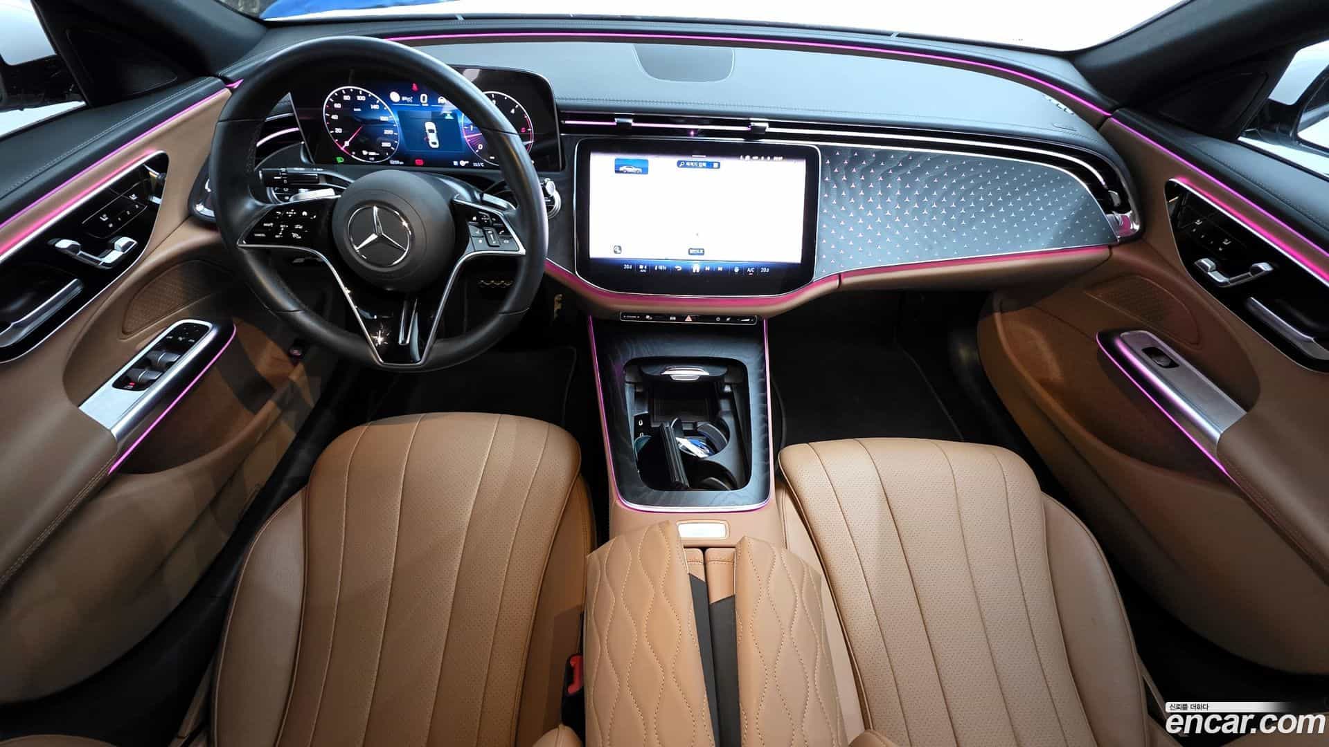 E-Class Mercedes-Benz 2024.8-INNER-007