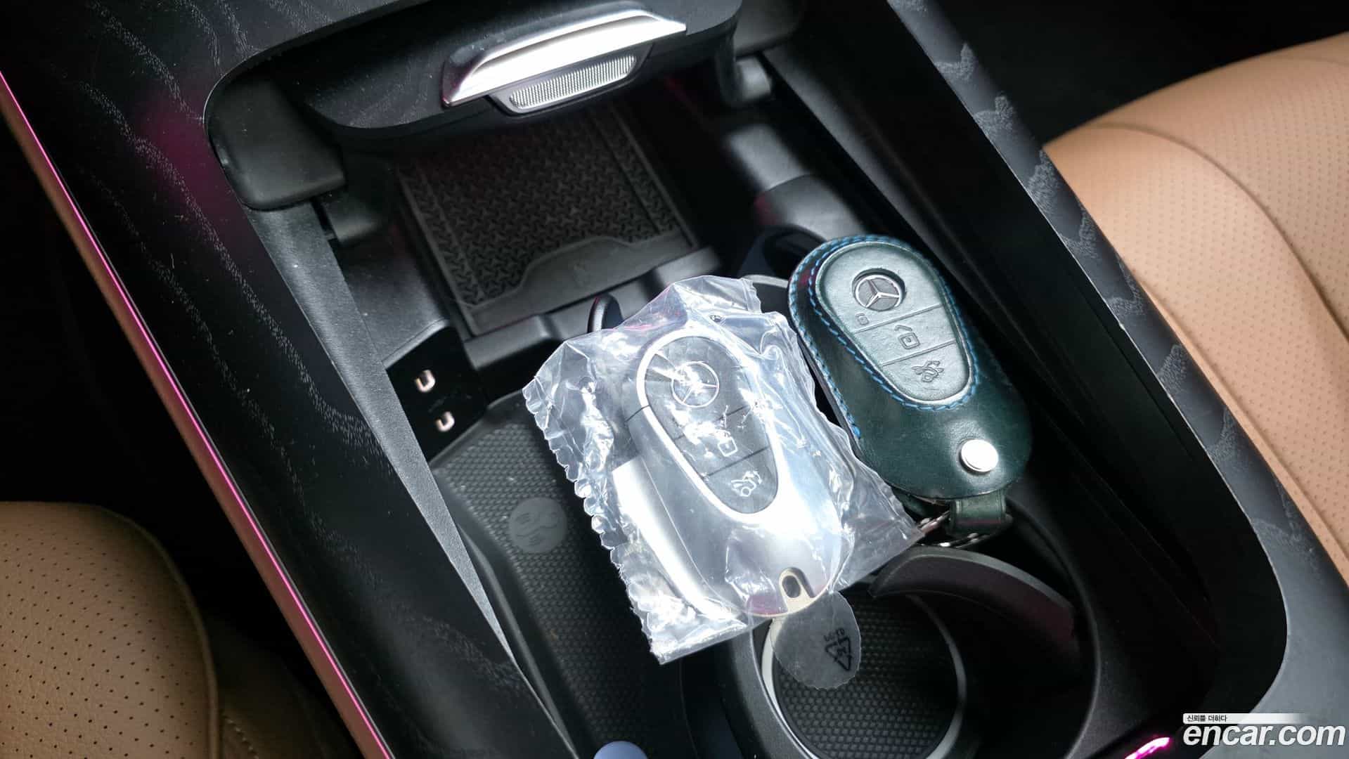 E-Class Mercedes-Benz 2024.8-OPTION-018