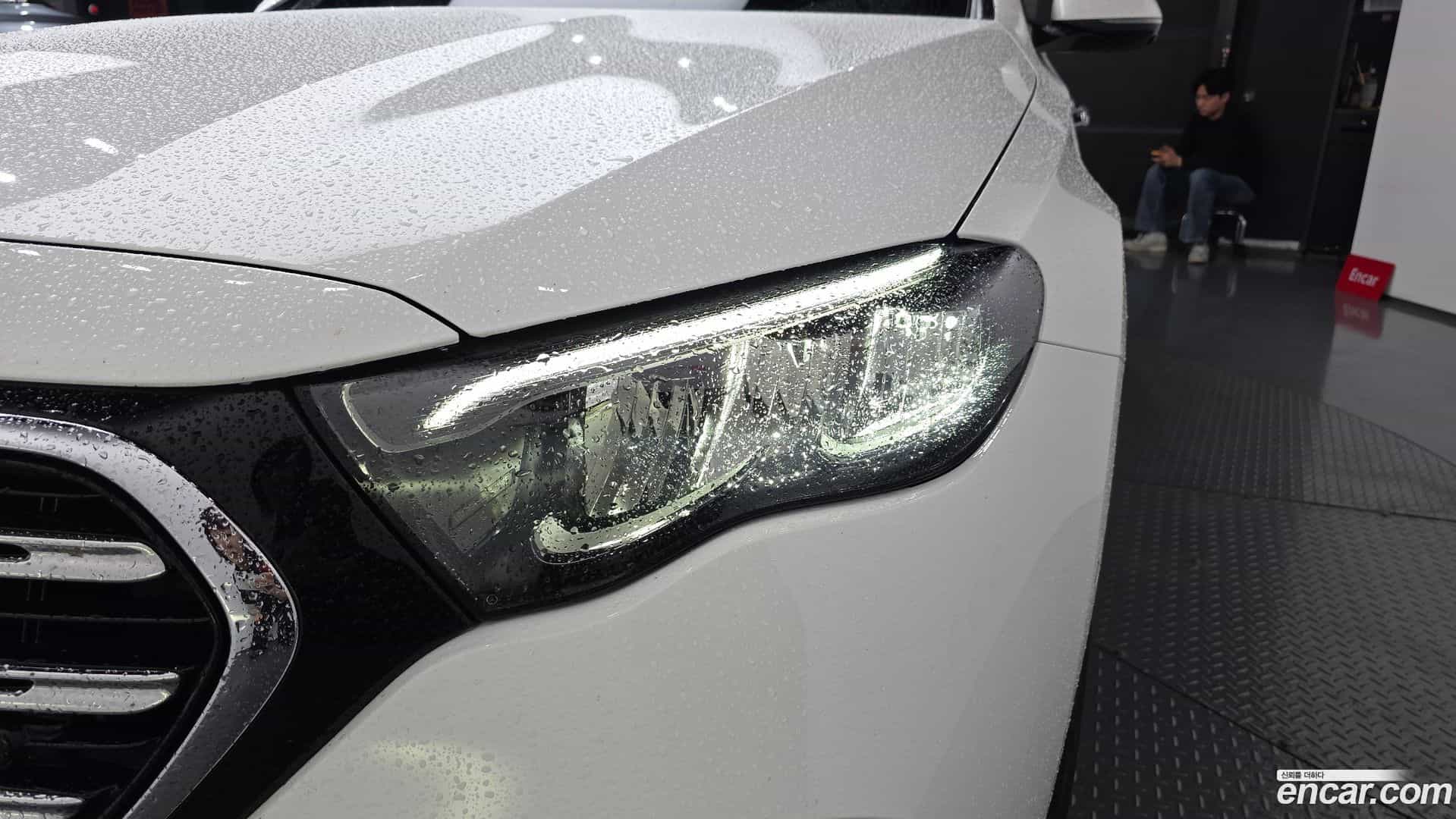 E-Class Mercedes-Benz 2024.8-OUTER-032