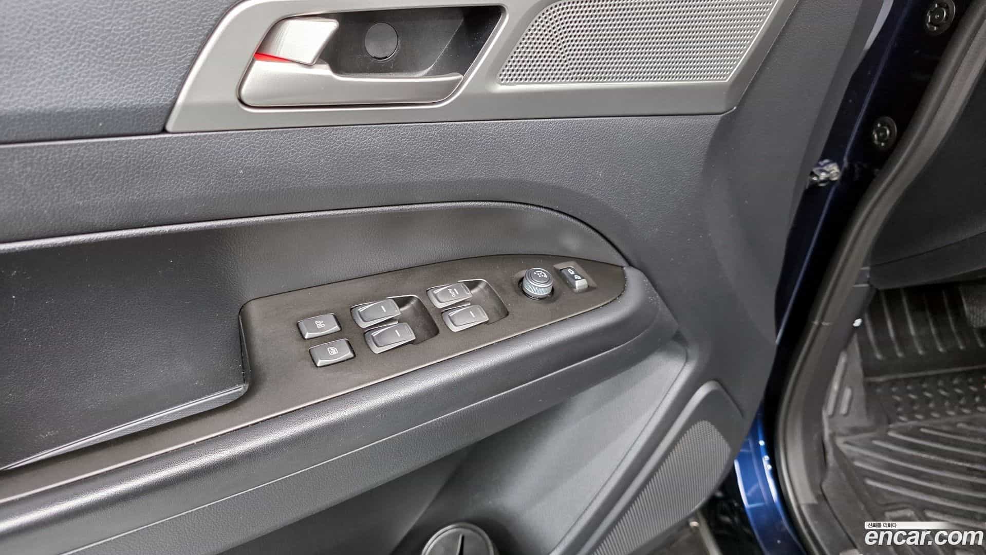 Rexton KG Mobility 2018.6-OPTION-023