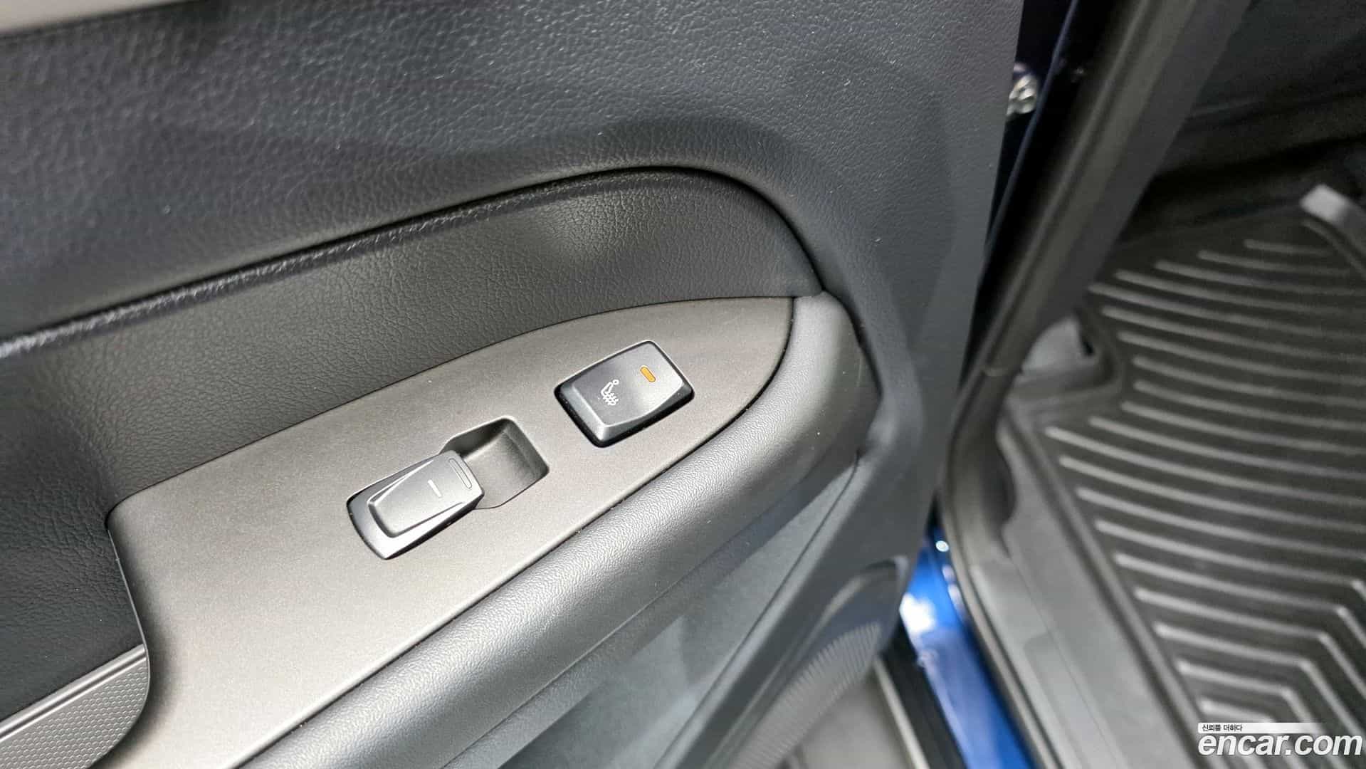 Rexton KG Mobility 2018.6-OPTION-041