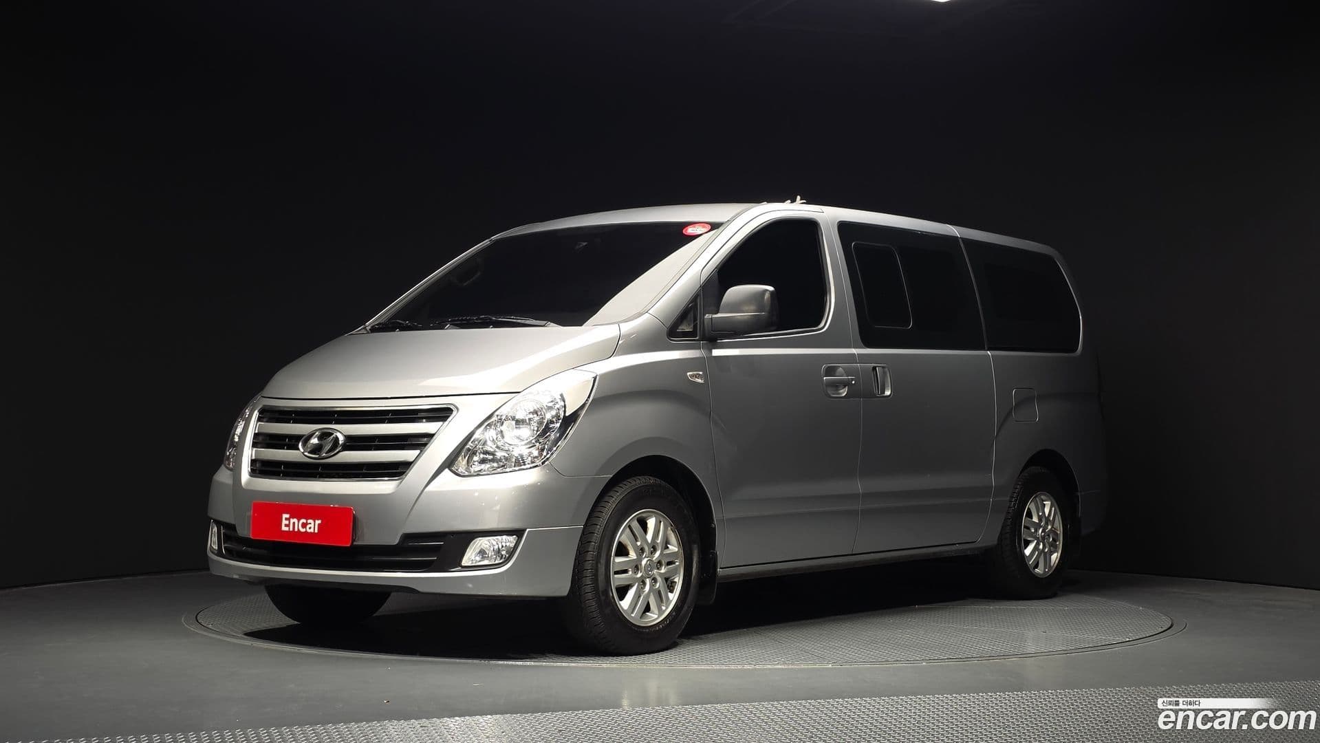 Main__Slider__Photo:Starex Hyundai 2018.2-0