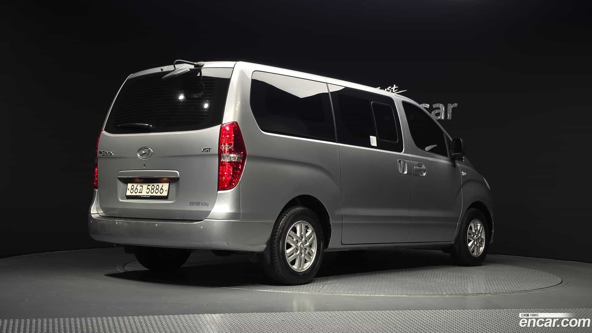 Starex Hyundai 2018.2-OUTER-002