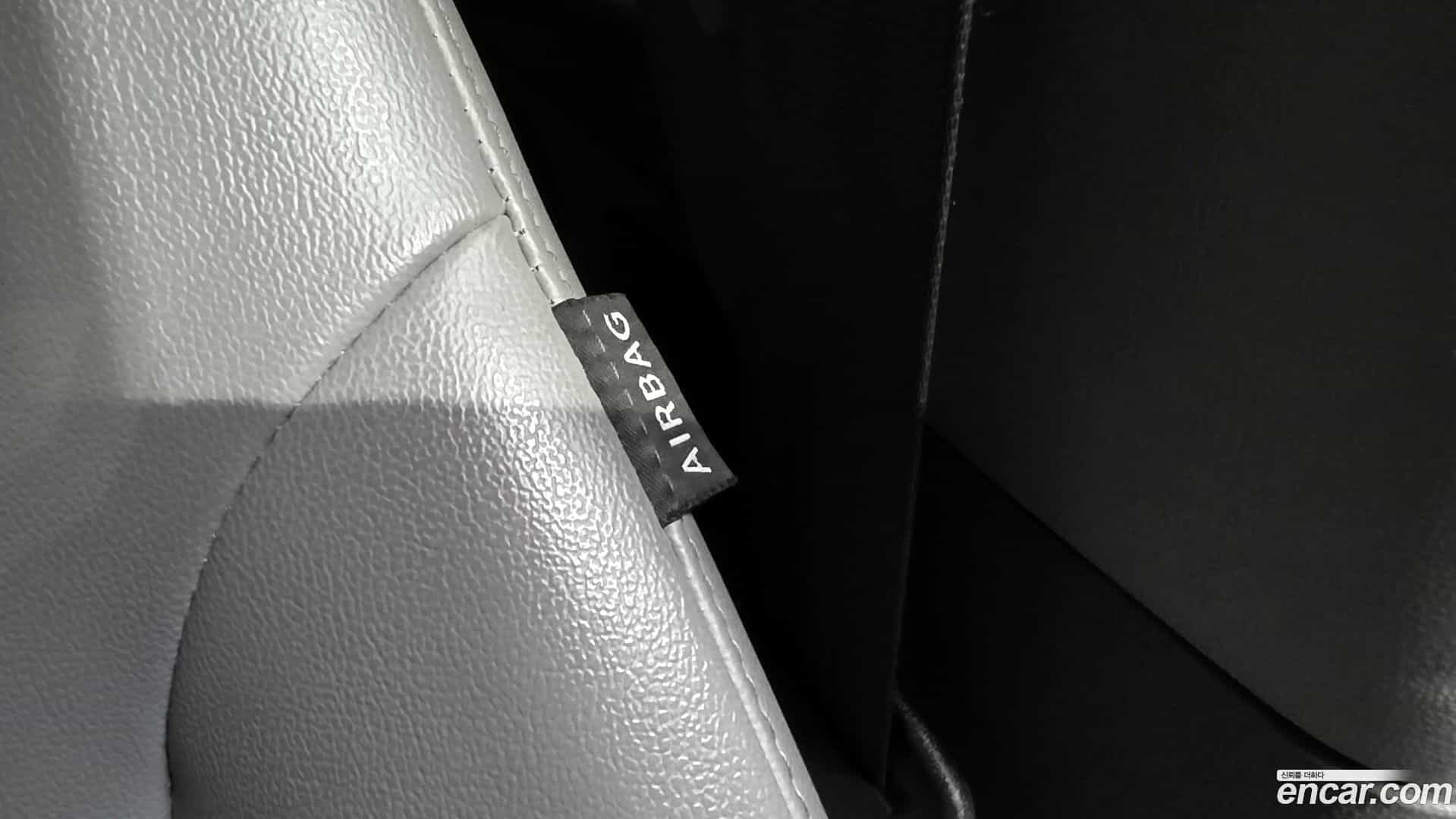 Starex Hyundai 2018.2-OPTION-040