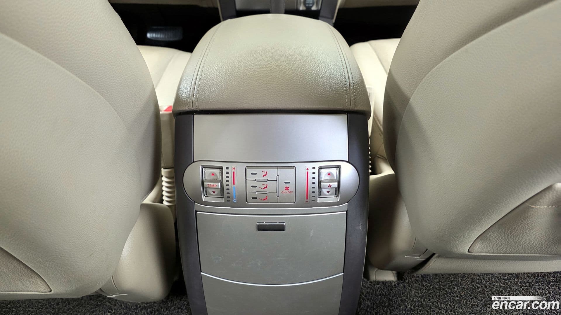 Main__Slider__Photo:Mohave Kia 2015.2-28