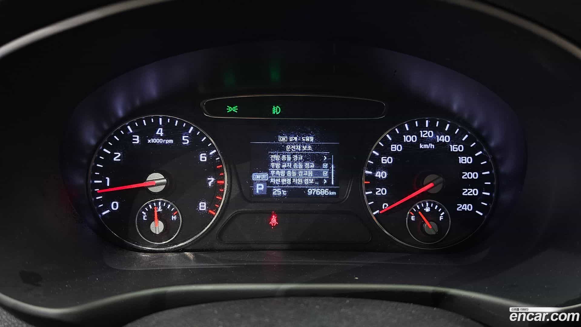 Sorento Kia 2018.6-INNER-008