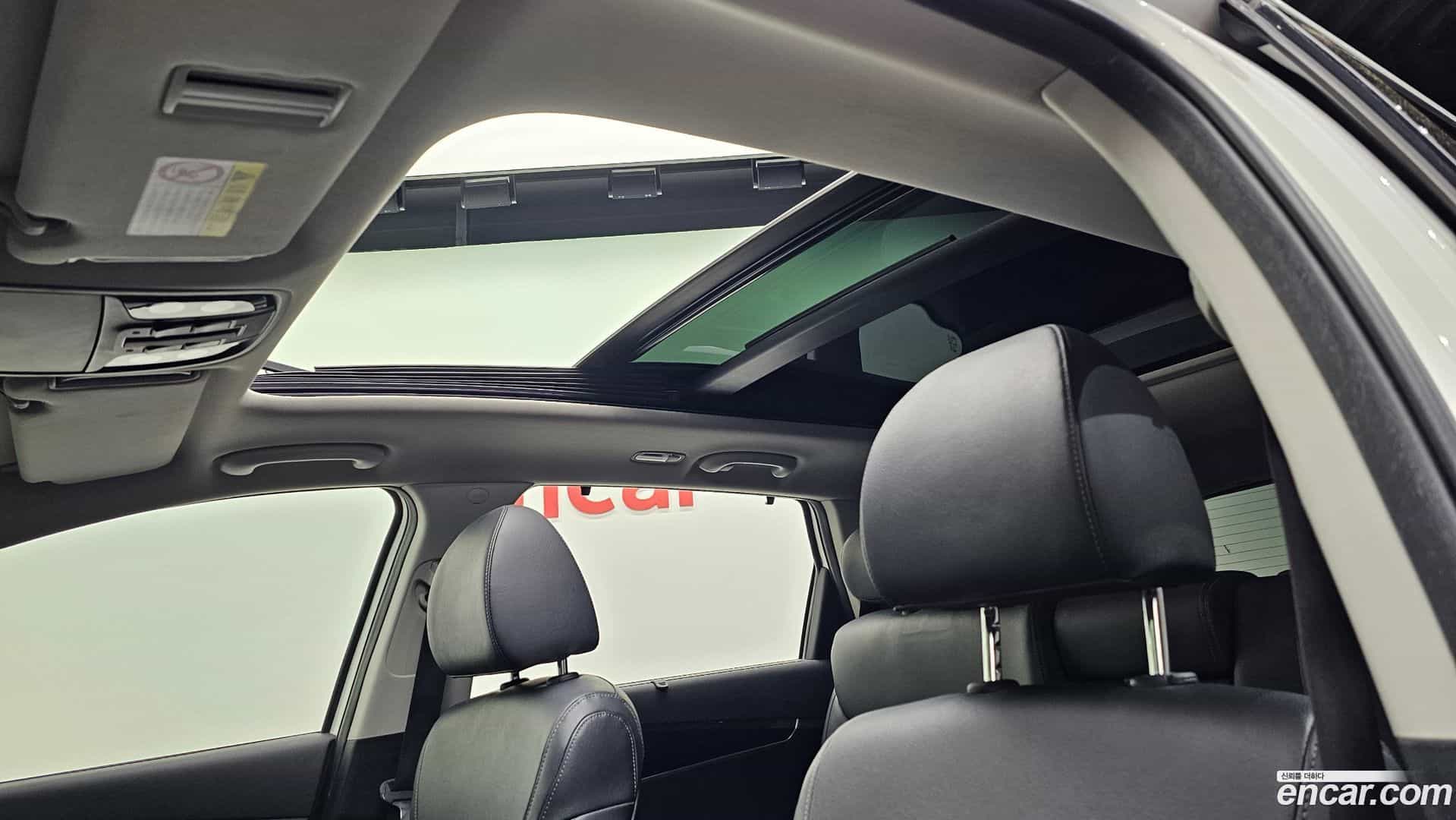Sorento Kia 2018.6-OPTION-023