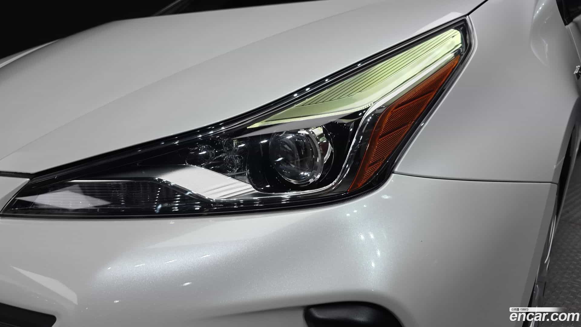 Prius Toyota 2022.6-OUTER-032
