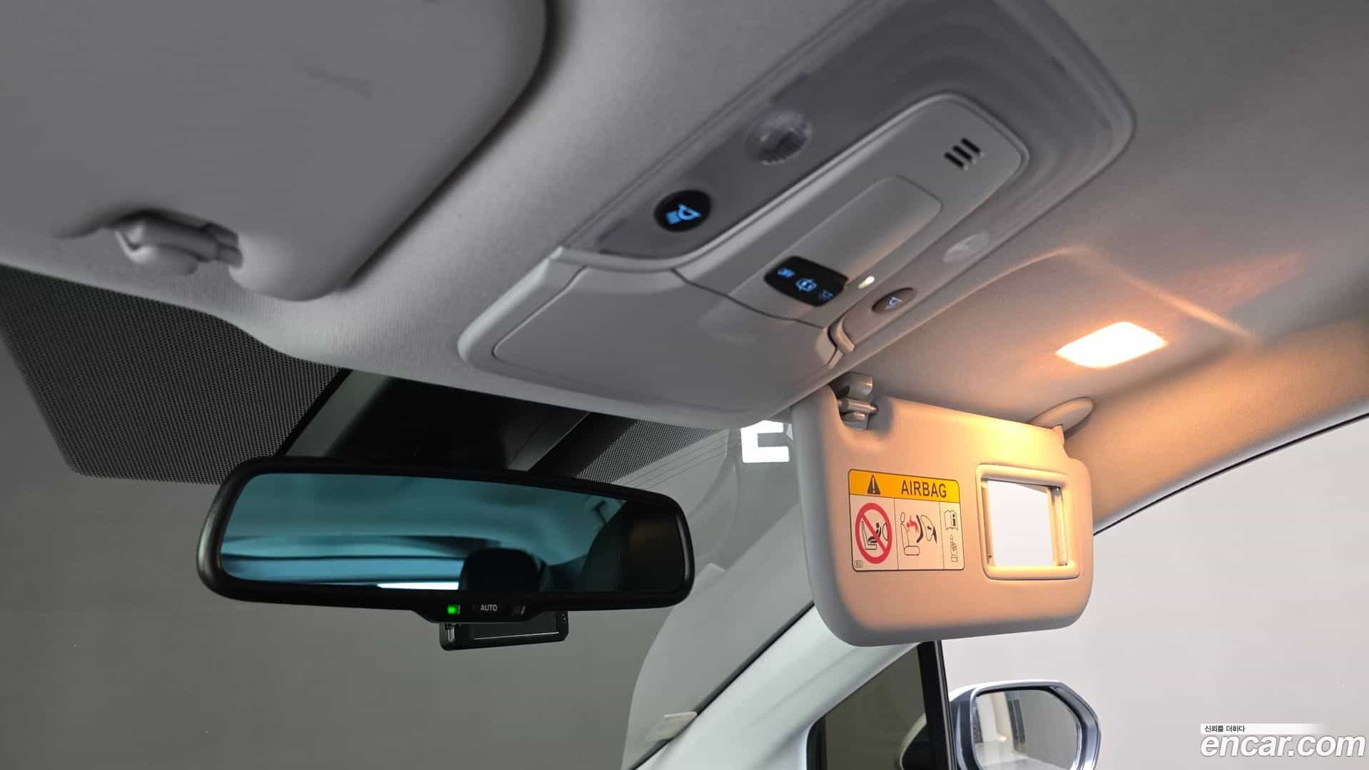 Prius Toyota 2022.6-OPTION-041