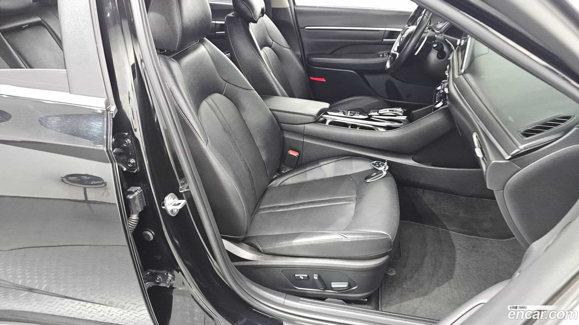 Sonata Hyundai 2021.2-OPTION-016